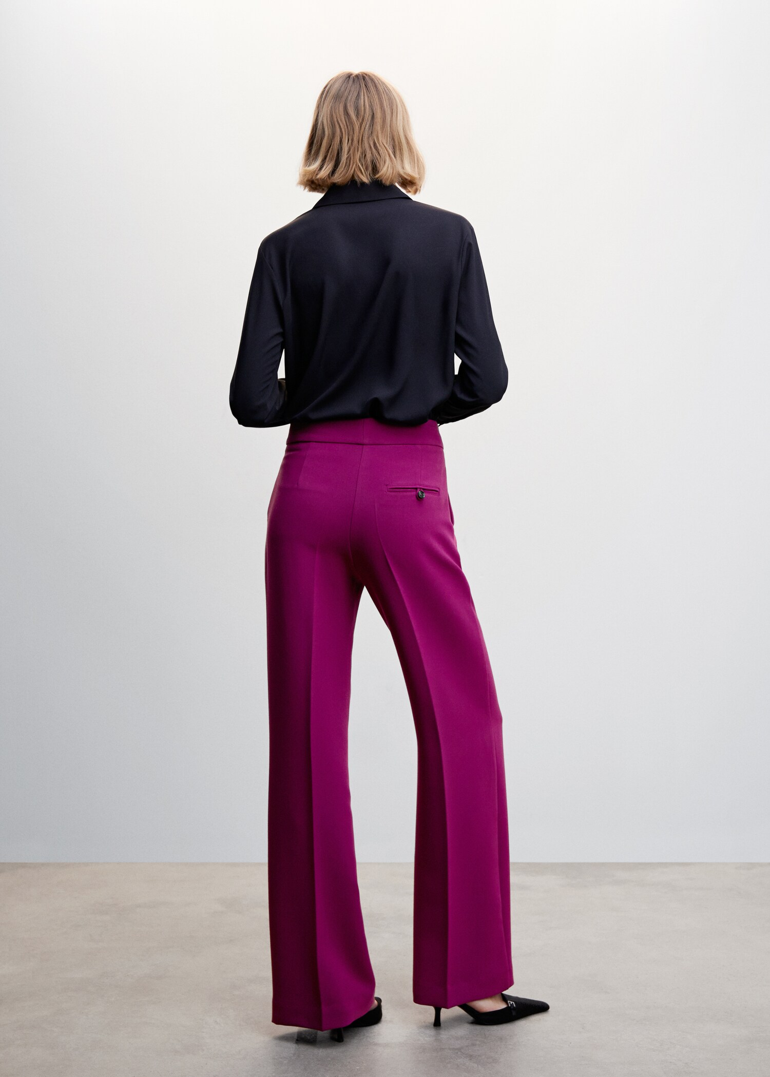 Flowy palazzo pants - Reverse of the article