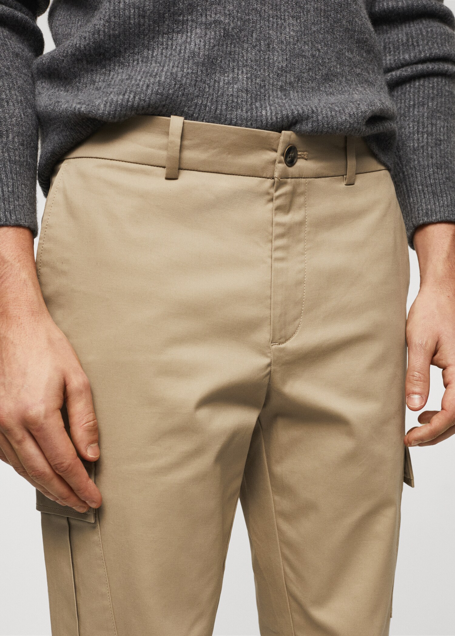 Cotton cargo pants - Details of the article 1