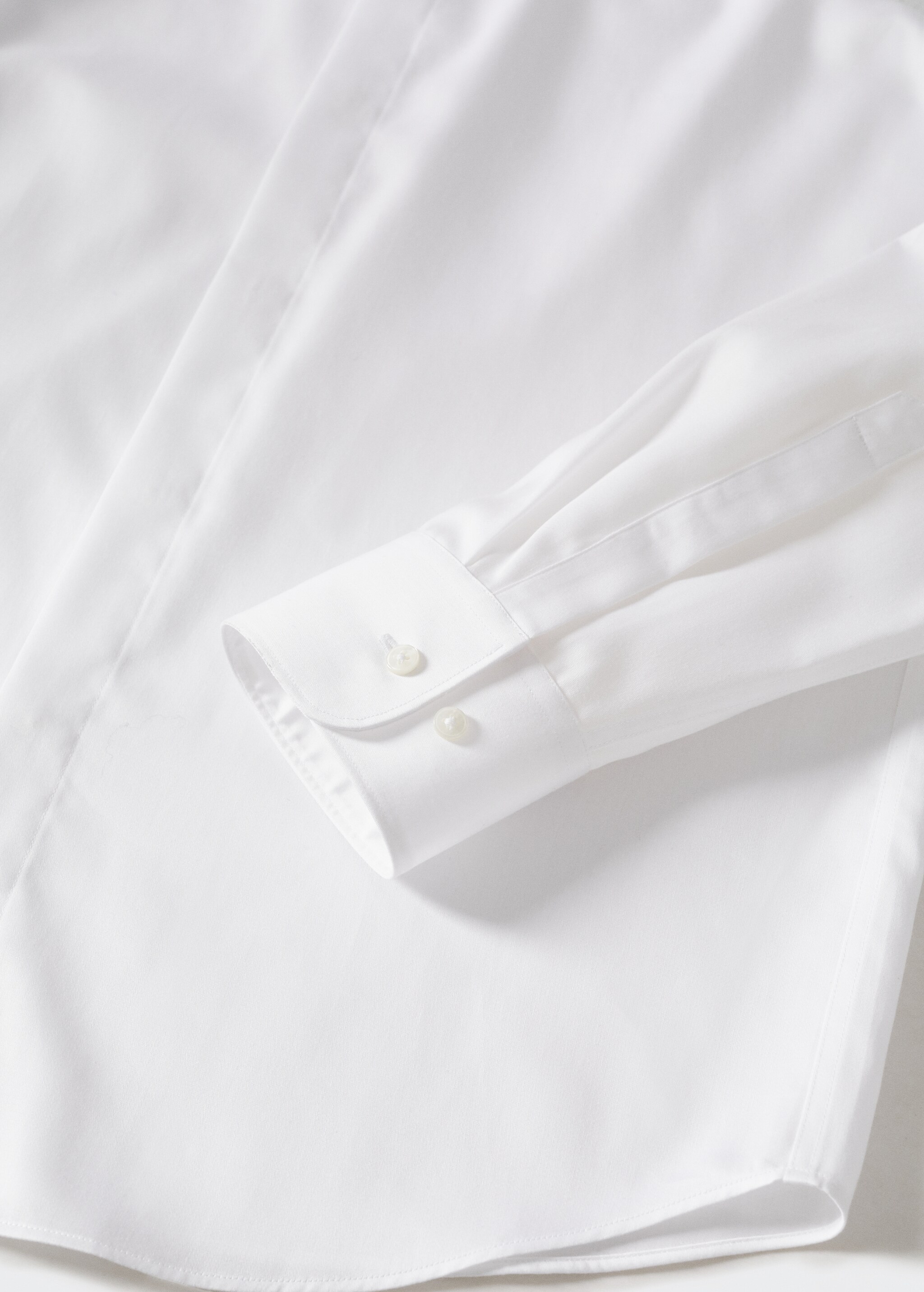 Slim Fit-Anzughemd mit verdeckten Knöpfen - Detail des Artikels 8