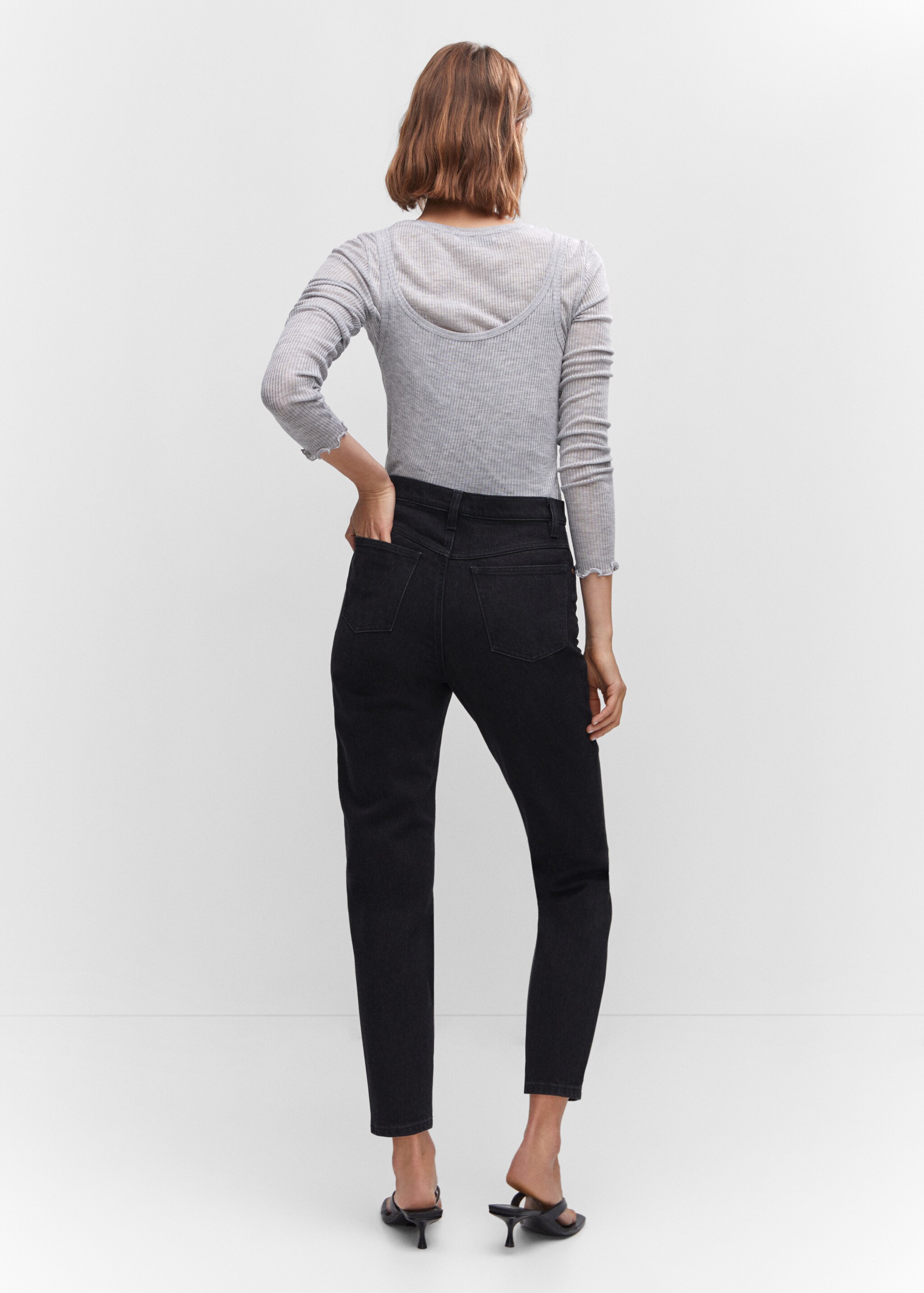 Mom comfort high-rise jeans - Reverse of the article