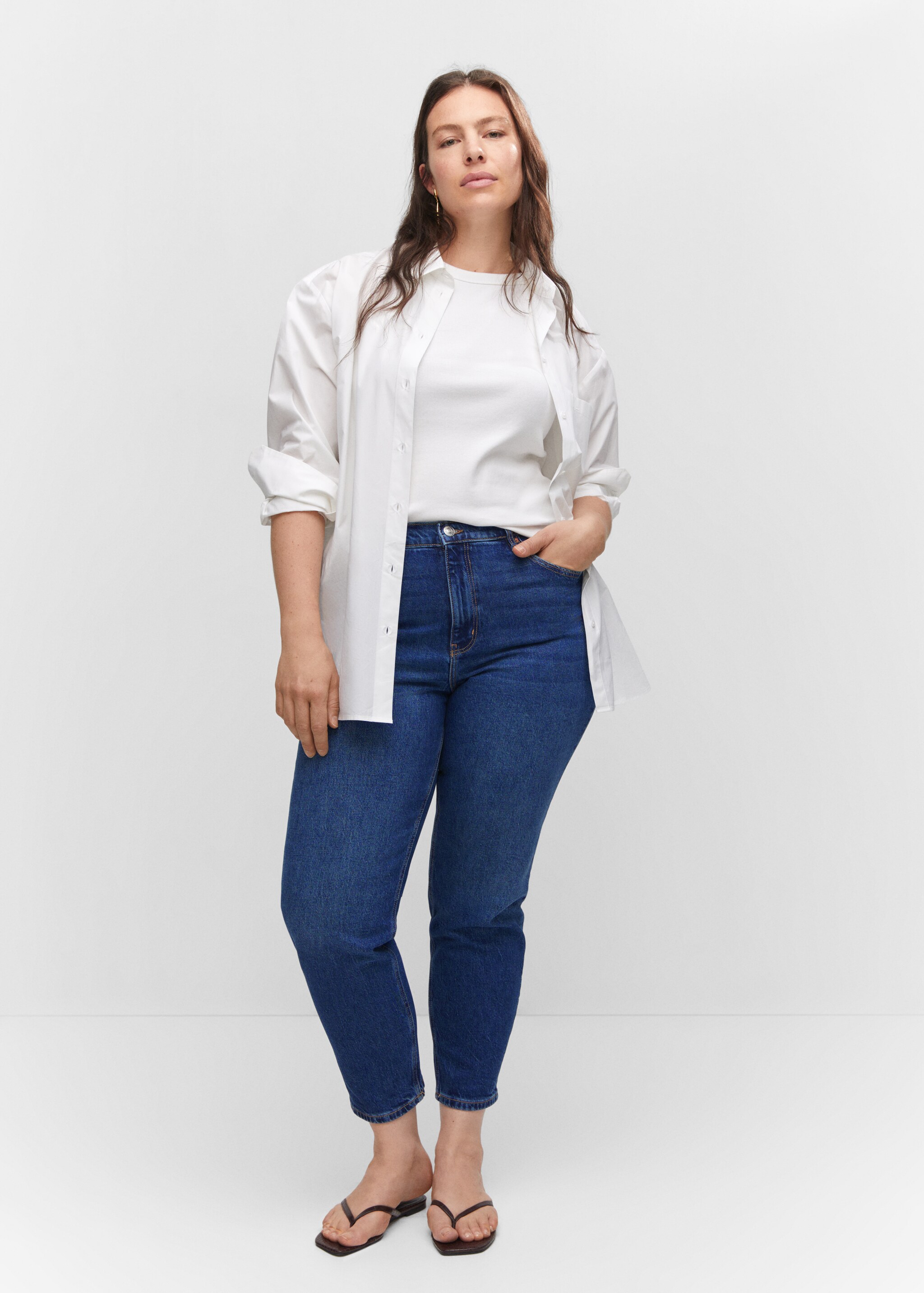 Mom comfort high-rise jeans - Details of the article 3