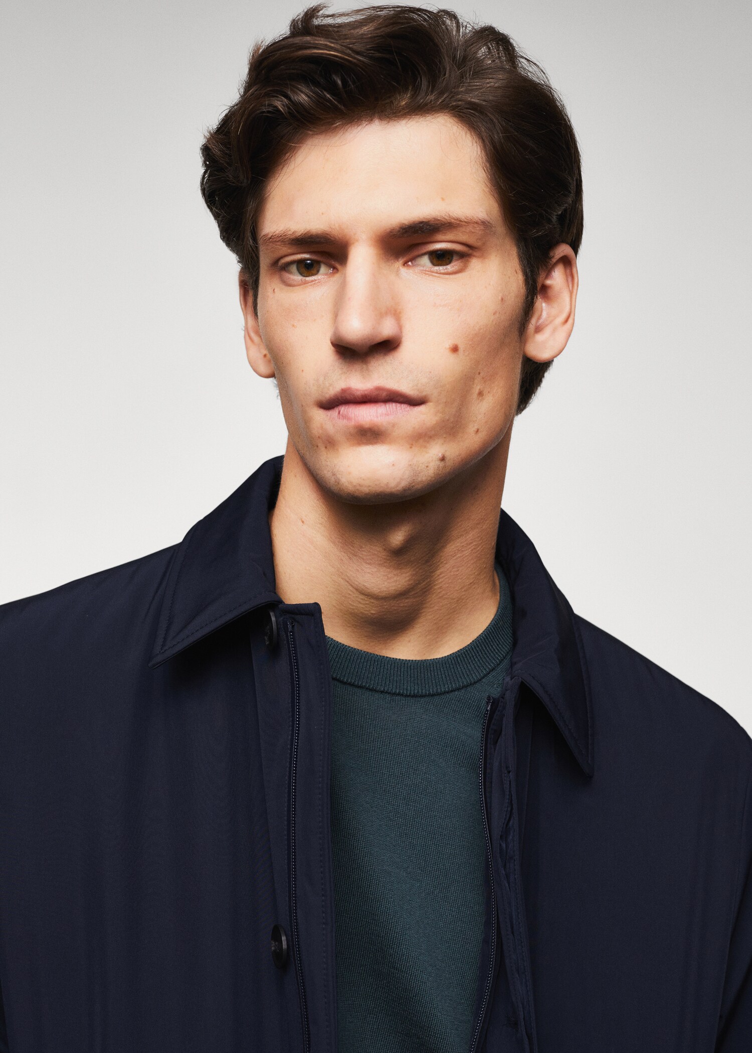 Water-repellent quilted trench coat - Details of the article 1
