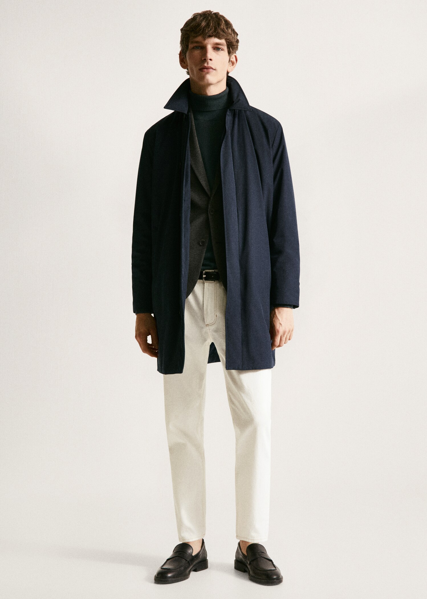Water-repellent quilted trench coat - Details of the article 5