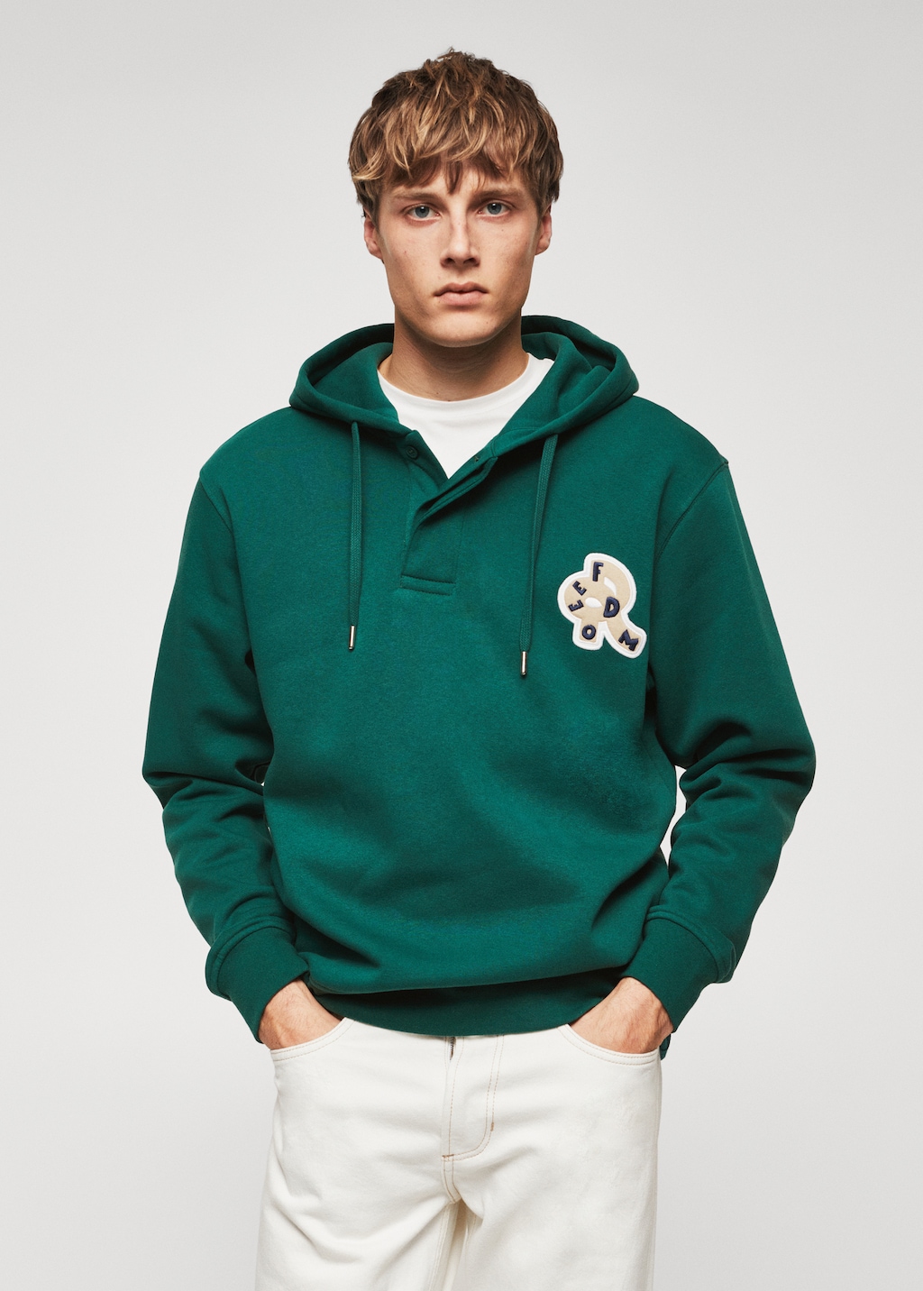Sweat shirt capuche broderie