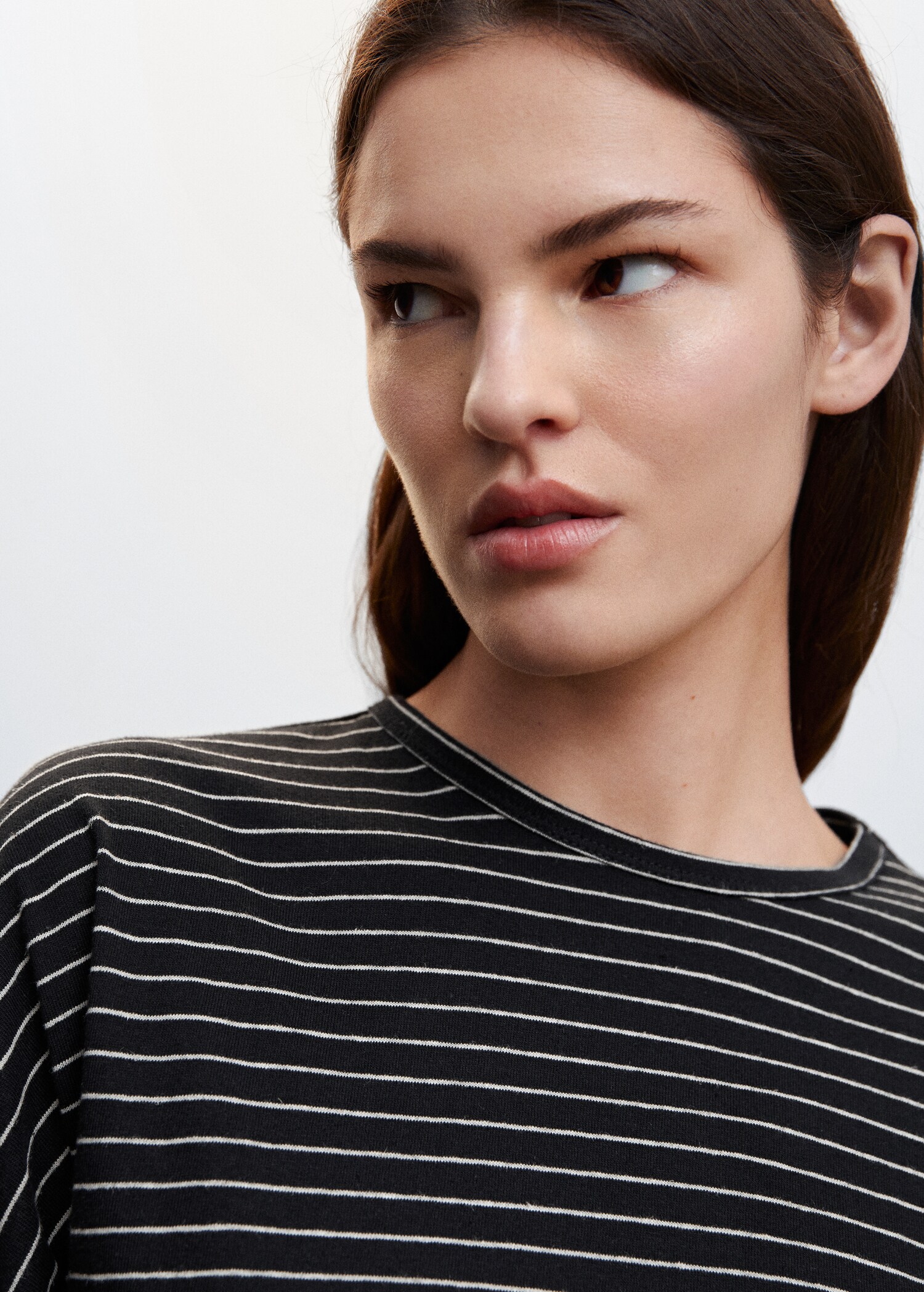 Oversized long-sleeved t-shirt - Details of the article 1