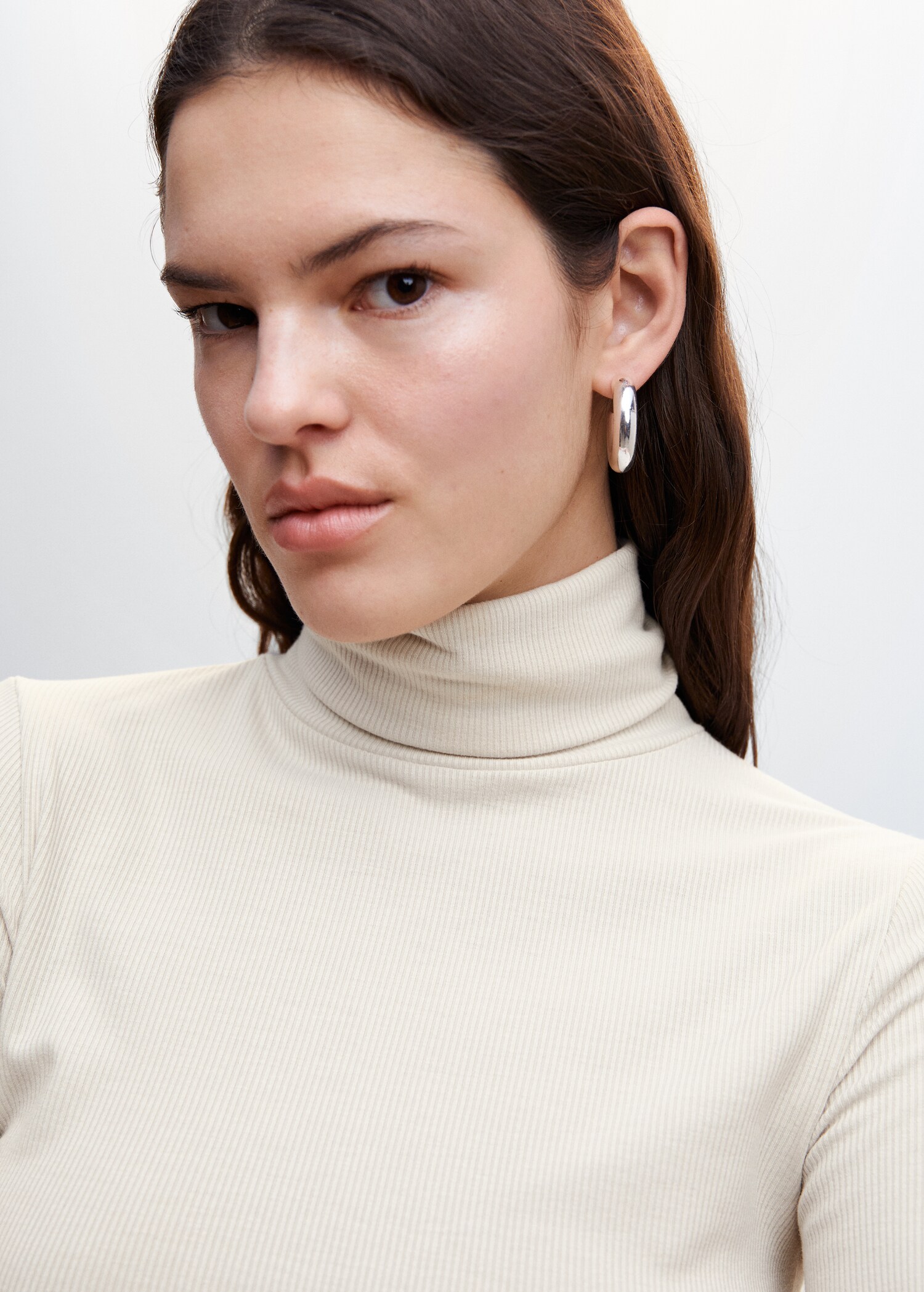Ribbed high neck t-shirt - Details of the article 1