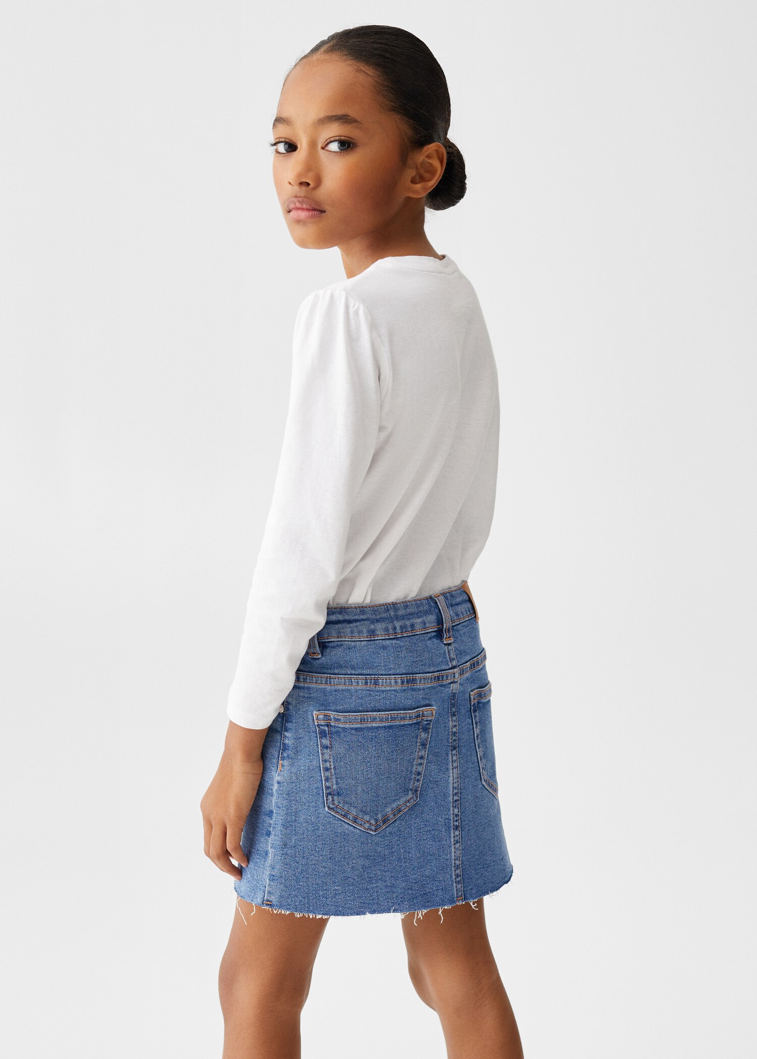 Short denim skirt - Details of the article 2