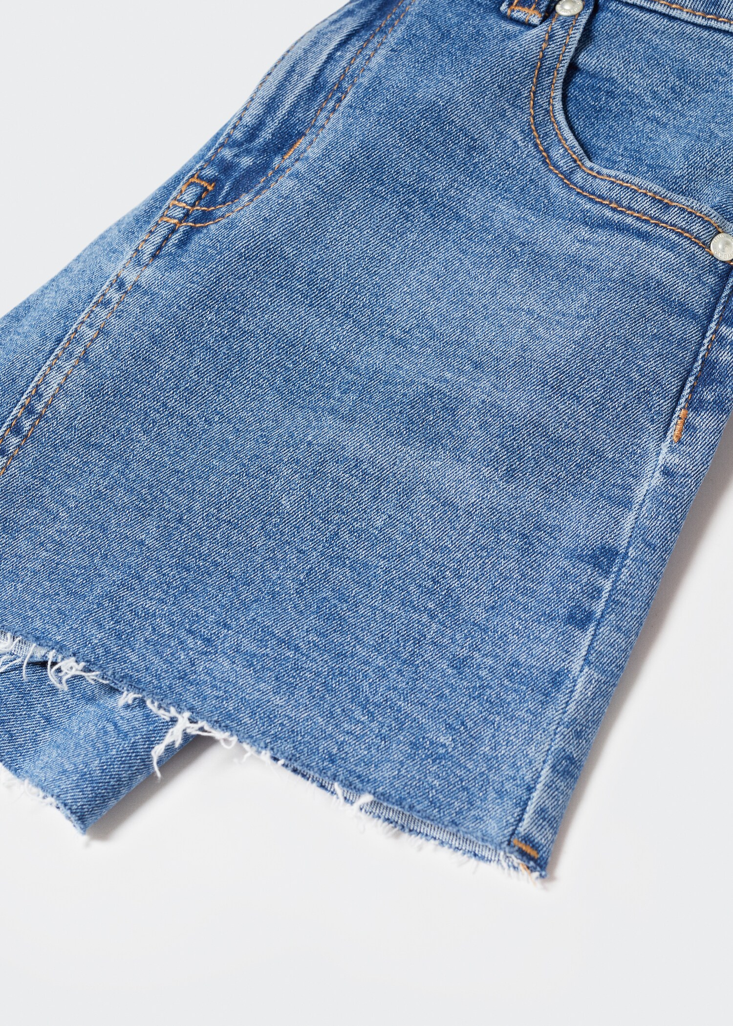 Short denim skirt - Details of the article 8