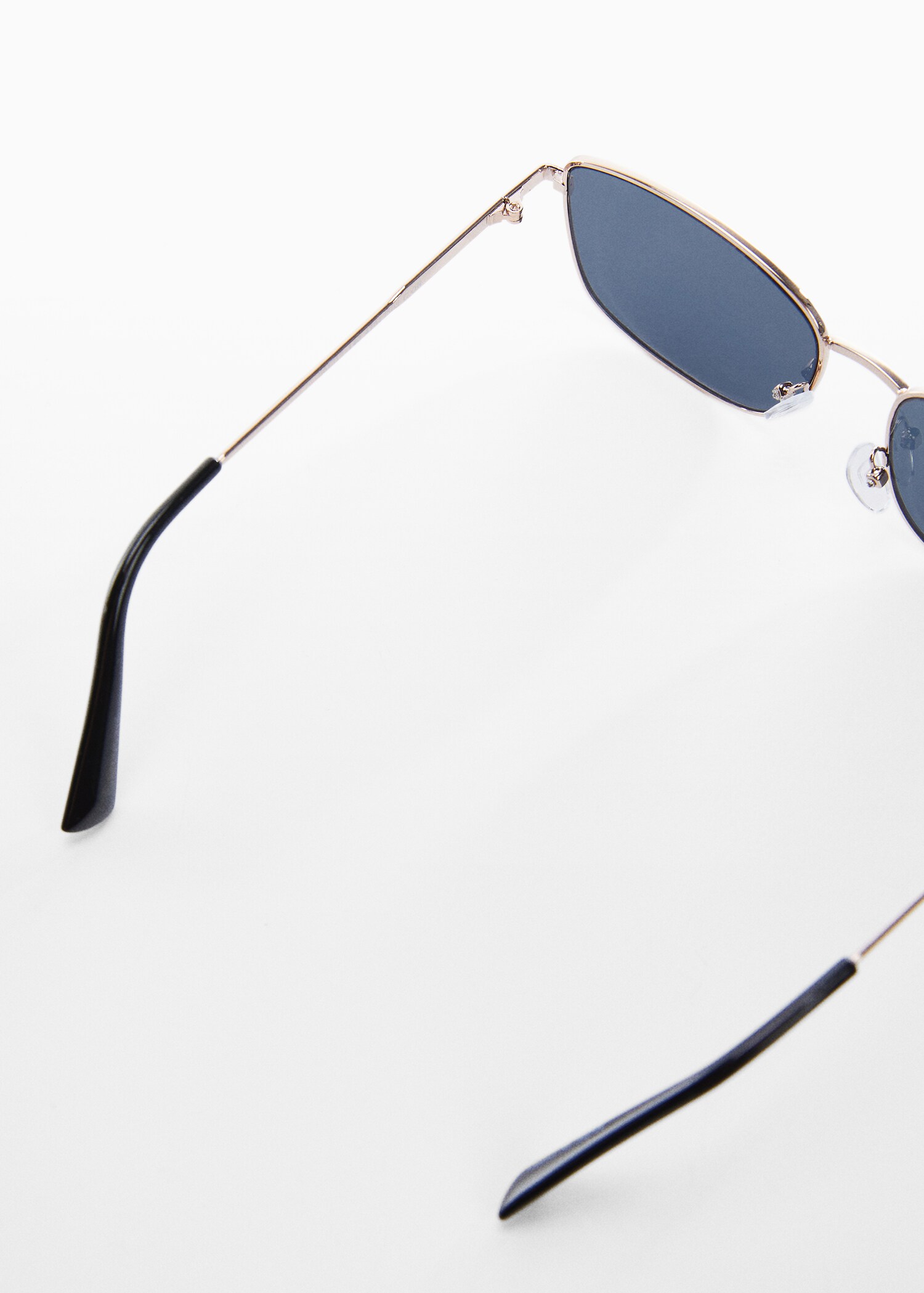 Metallic frame sunglasses - Details of the article 1