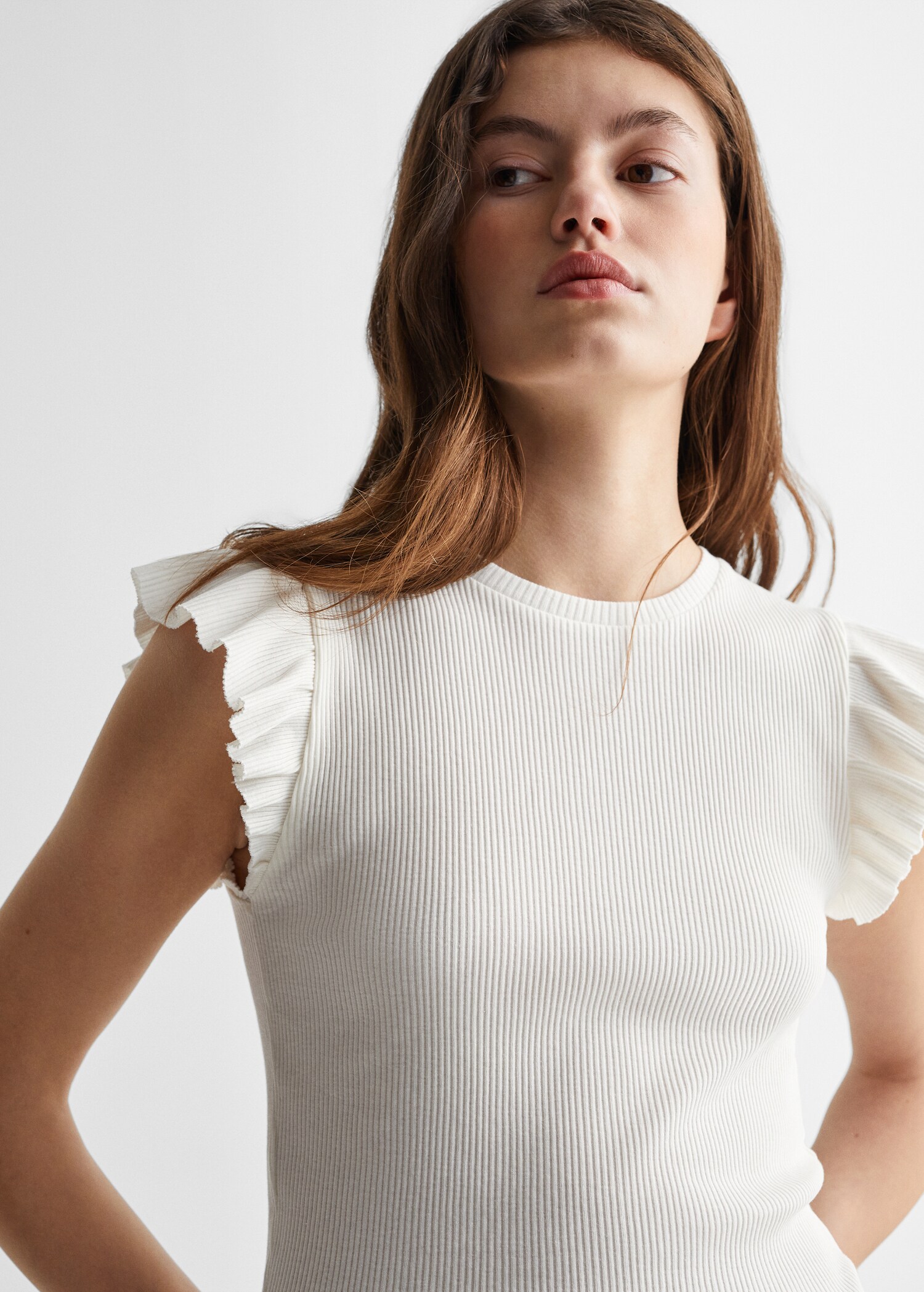 T-Shirt mit Volant-Detail - Detail des Artikels 1