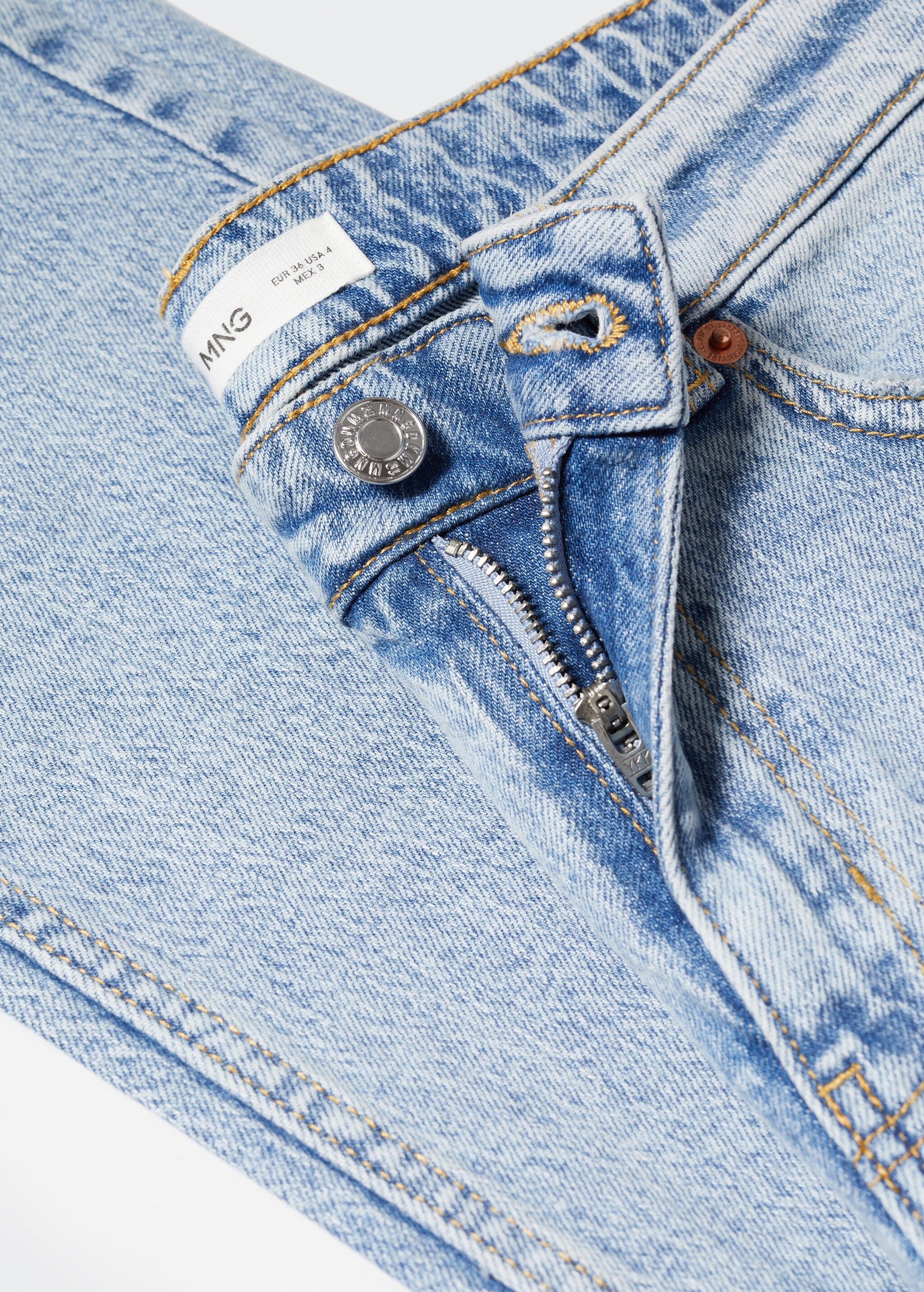 Medium-comfort straight jeans - Details of the article 8