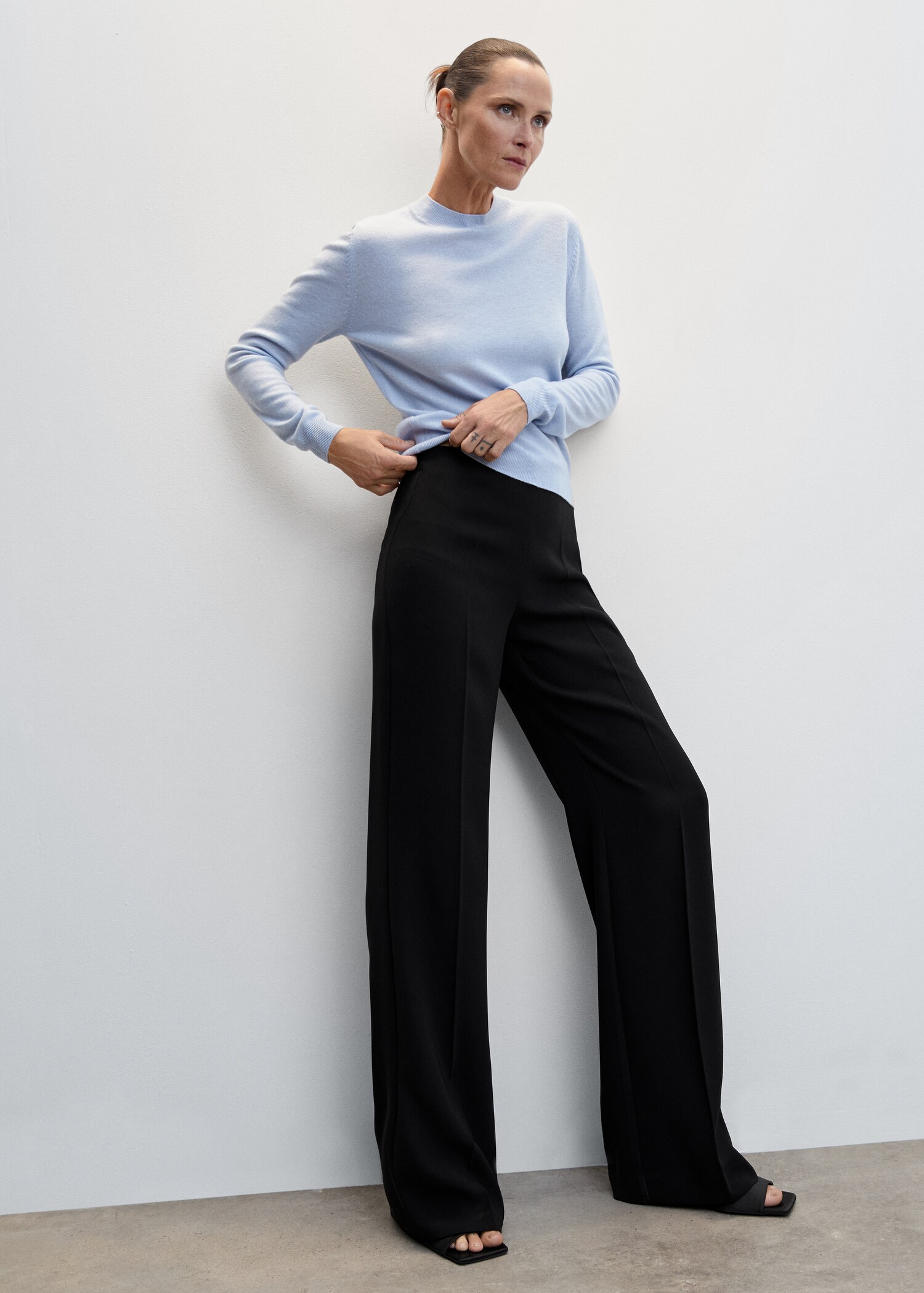 Palazzo trousers - Details of the article 2