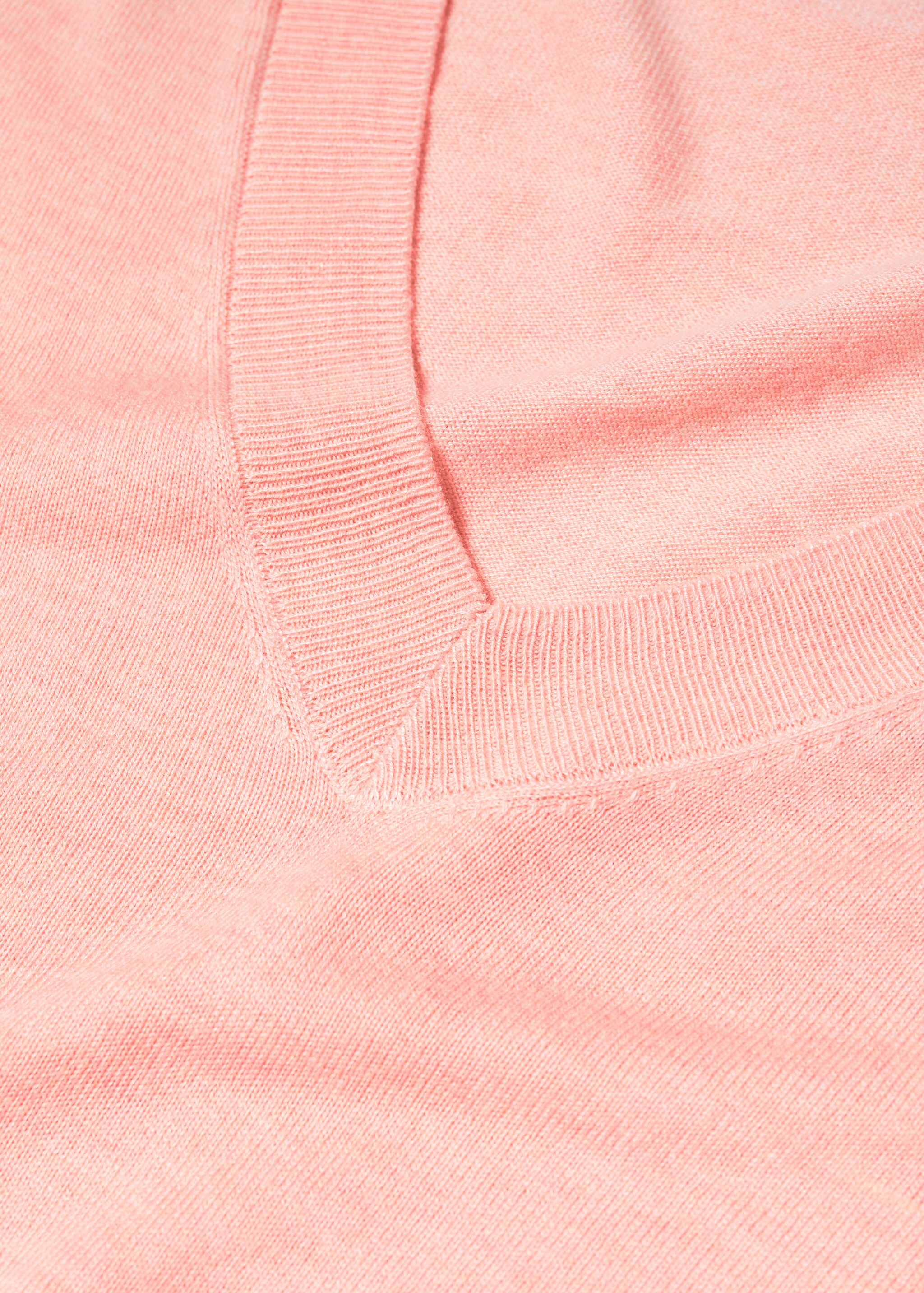 Fine-knit V-neck sweater - Details of the article 8