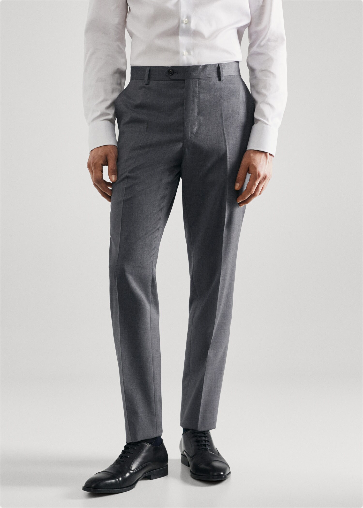 Pantalón traje slim fit lana virgen - Plano medio