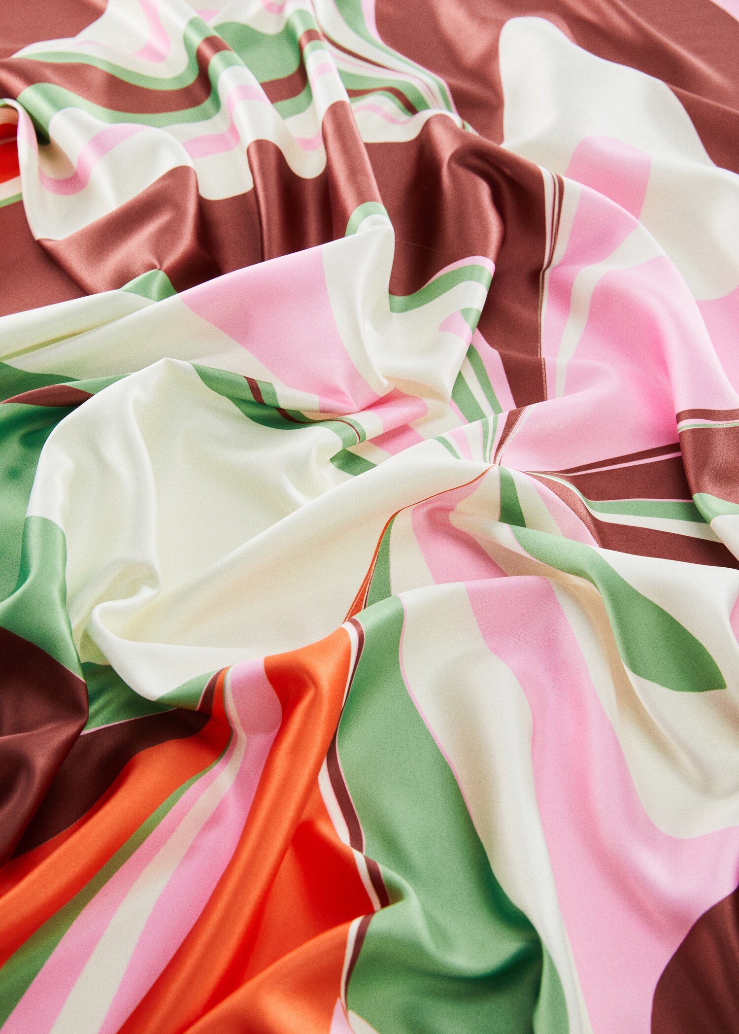 Foulard stampato - Dettaglio dell'articolo 1