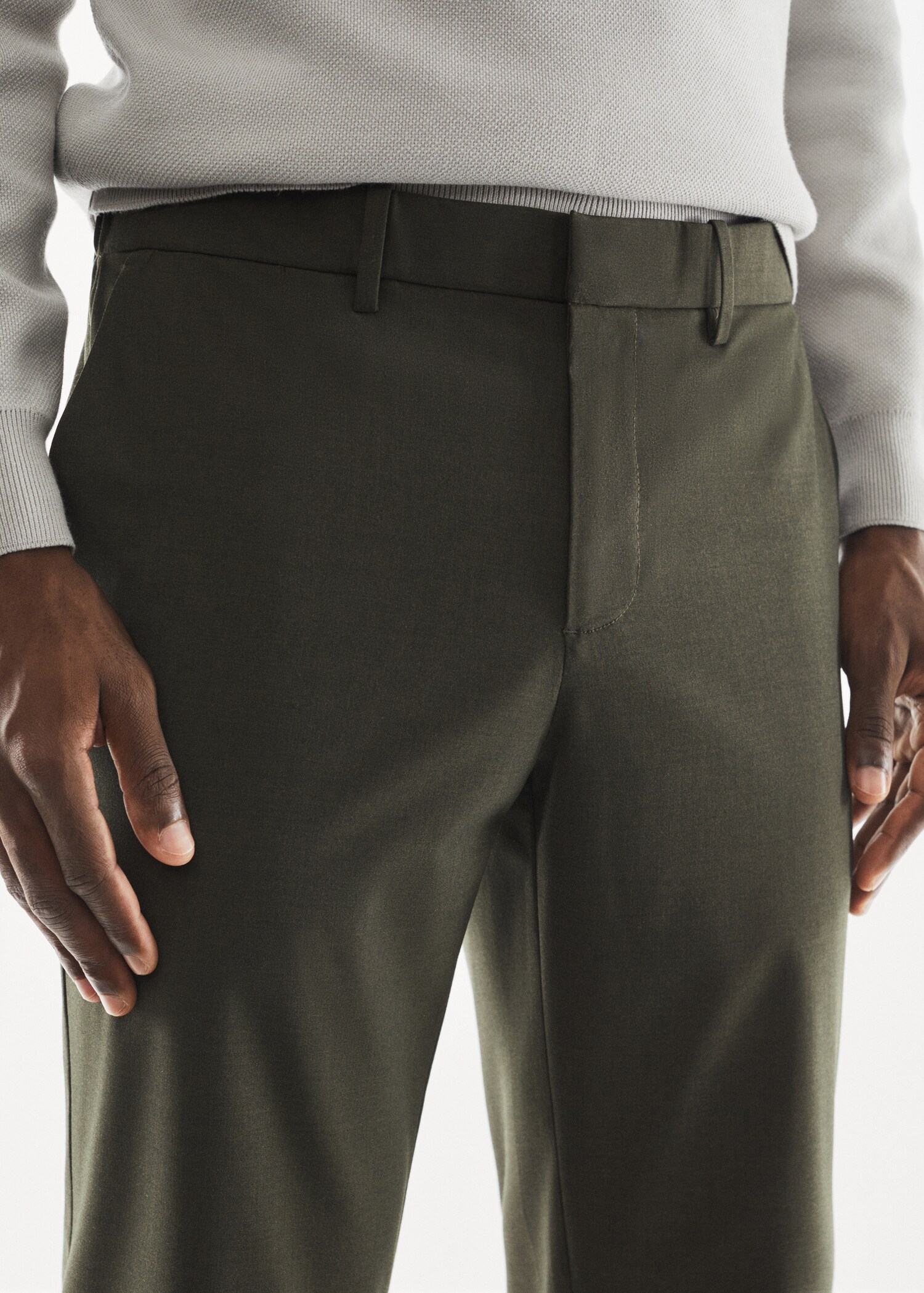 Tapered fit stretch trousers - Details of the article 1