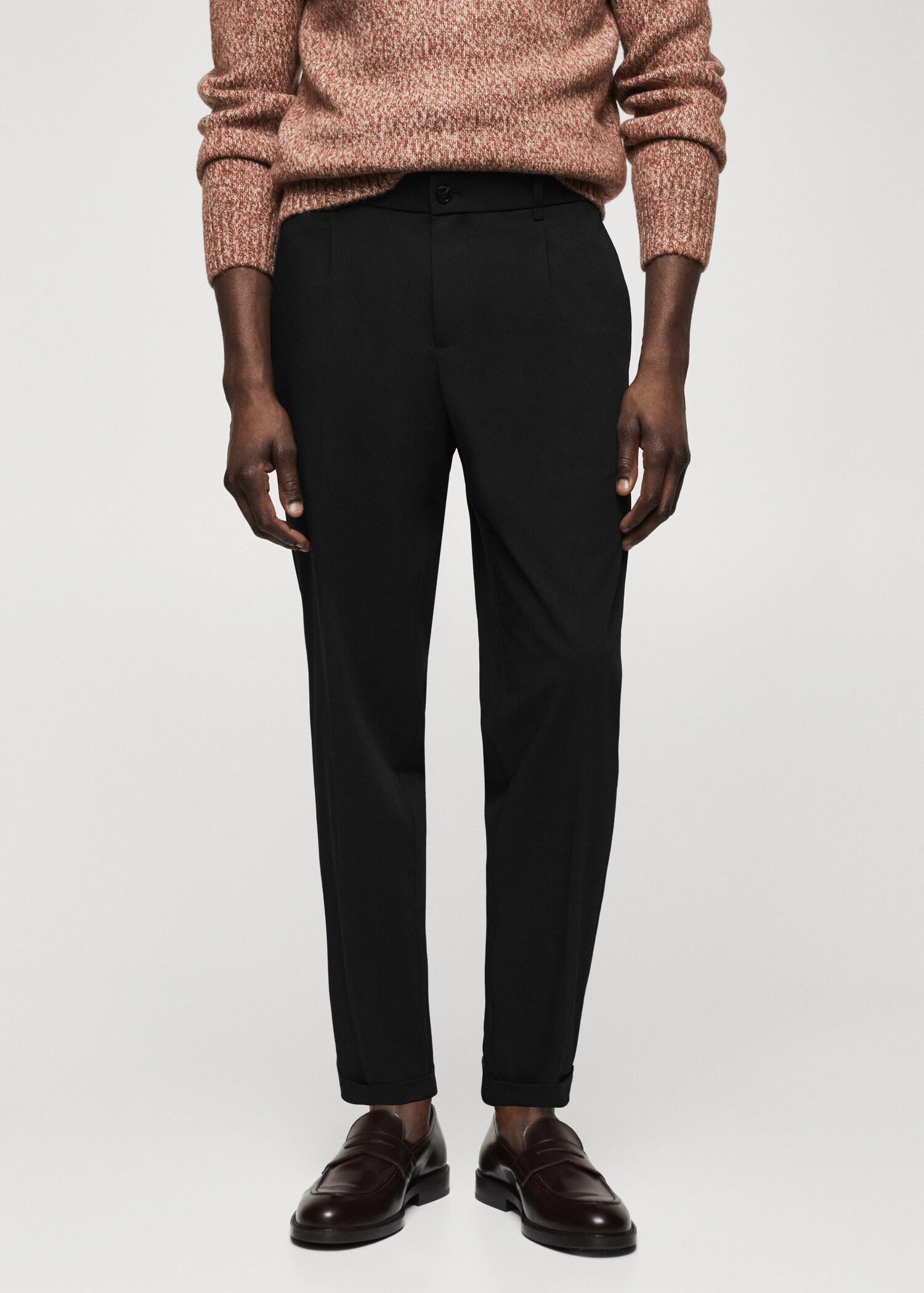 Pleated slim-fit pants - Medium plane