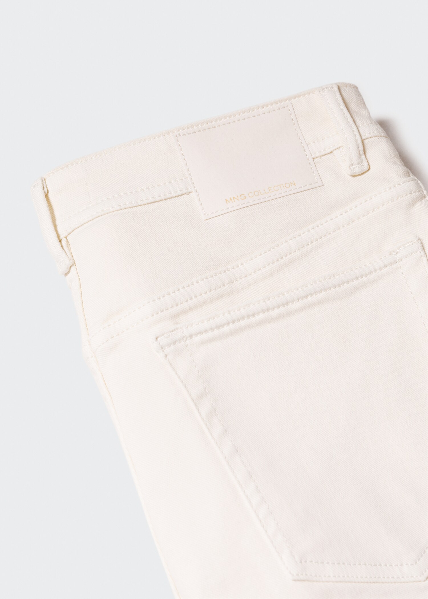 Slim-fit coloured jeans - Details of the article 8