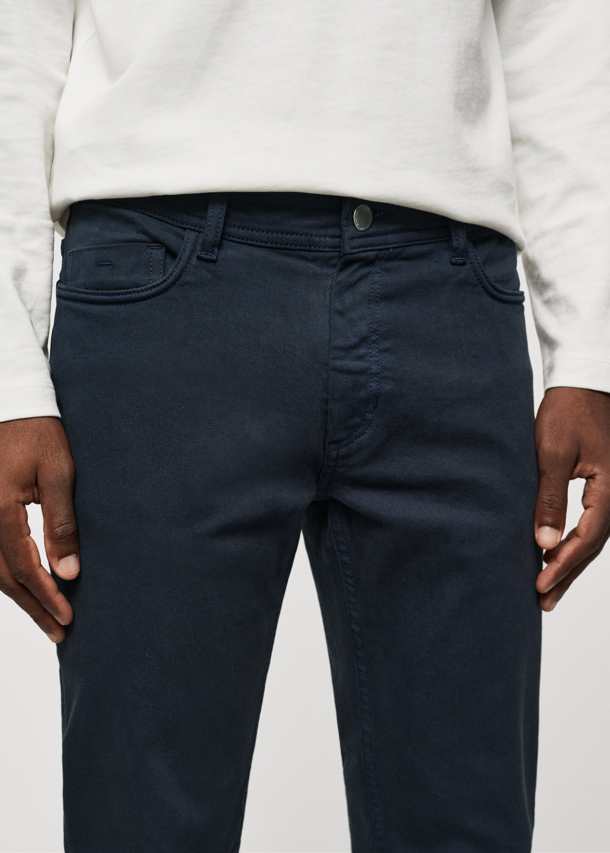 Slim-fit coloured jeans - Details of the article 1