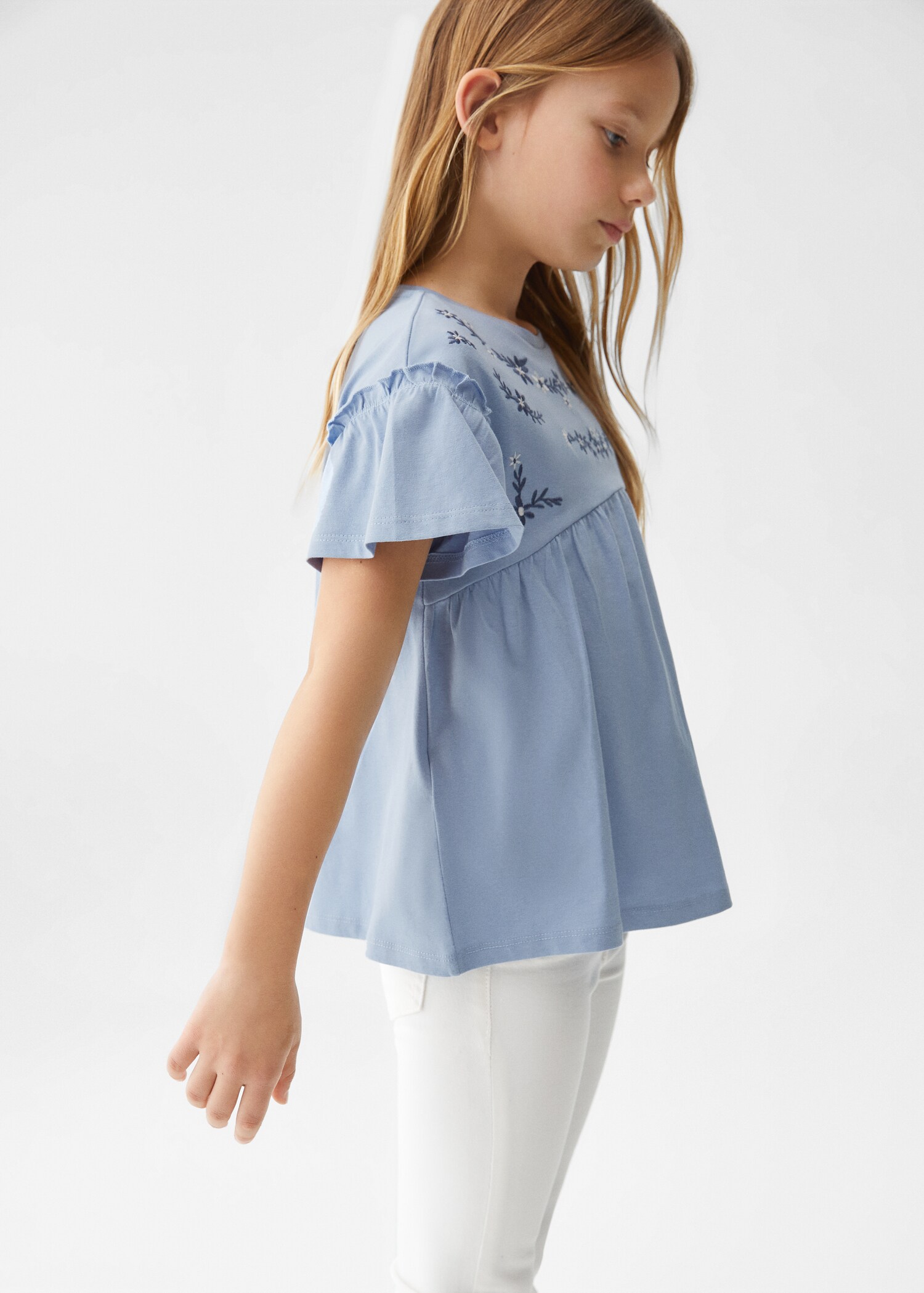 Tricou cu flori brodate - Detaliu al articolului 1