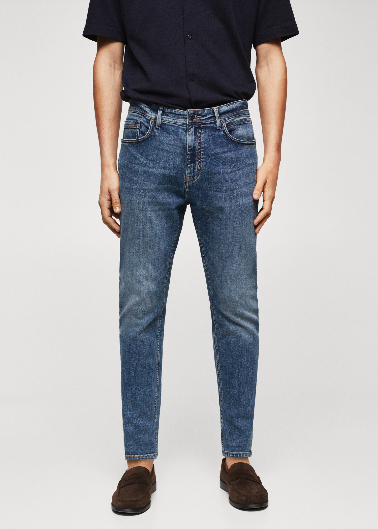 Jean Tom tapered-fit - Plan moyen