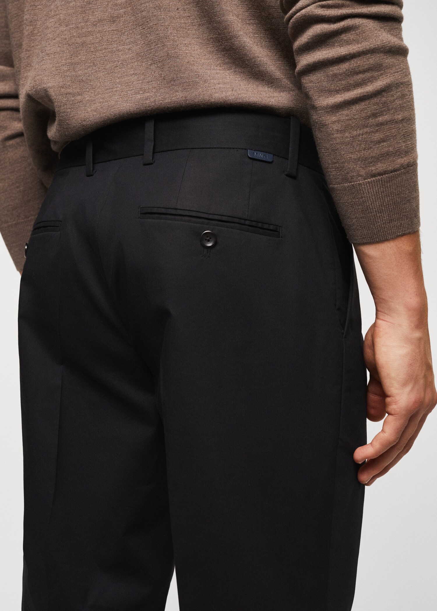Cotton pleated pants - Details of the article 6