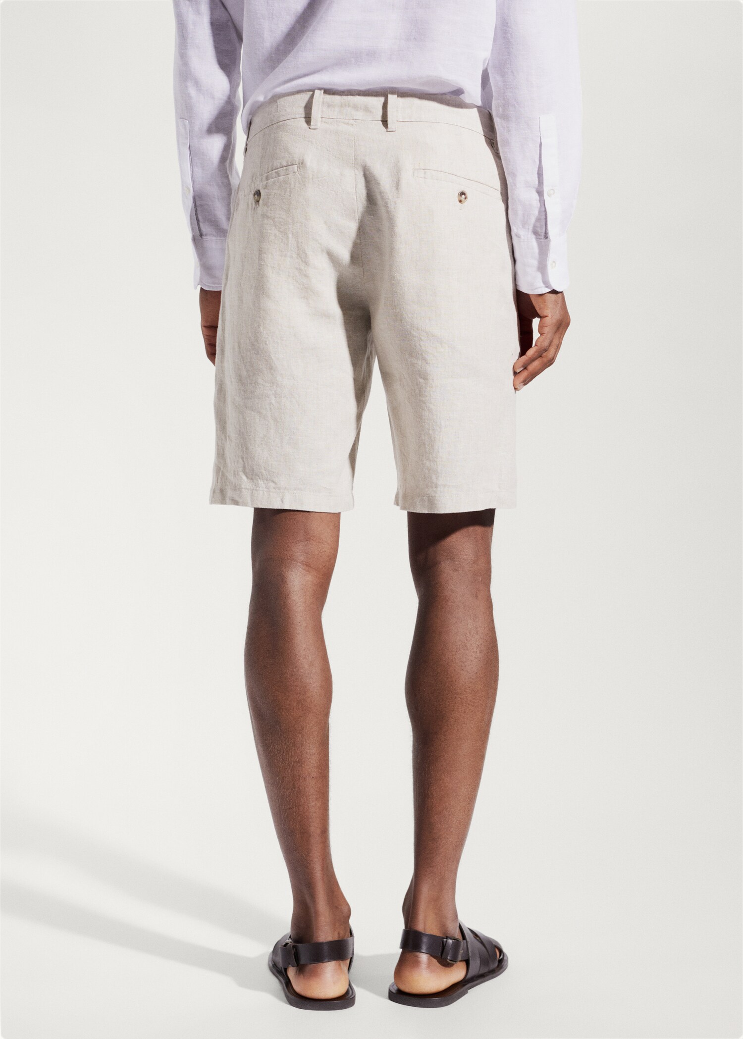 Bermudashorts aus 100 % Leinen - Rückseite des Artikels