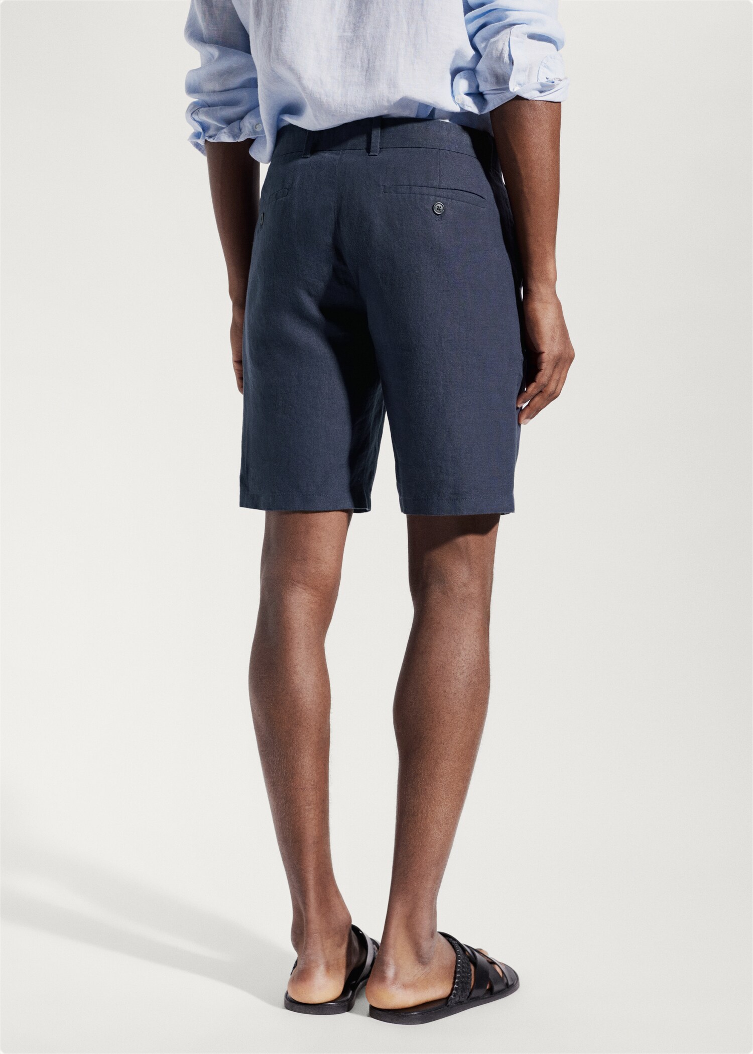 Bermudashorts aus 100 % Leinen - Rückseite des Artikels