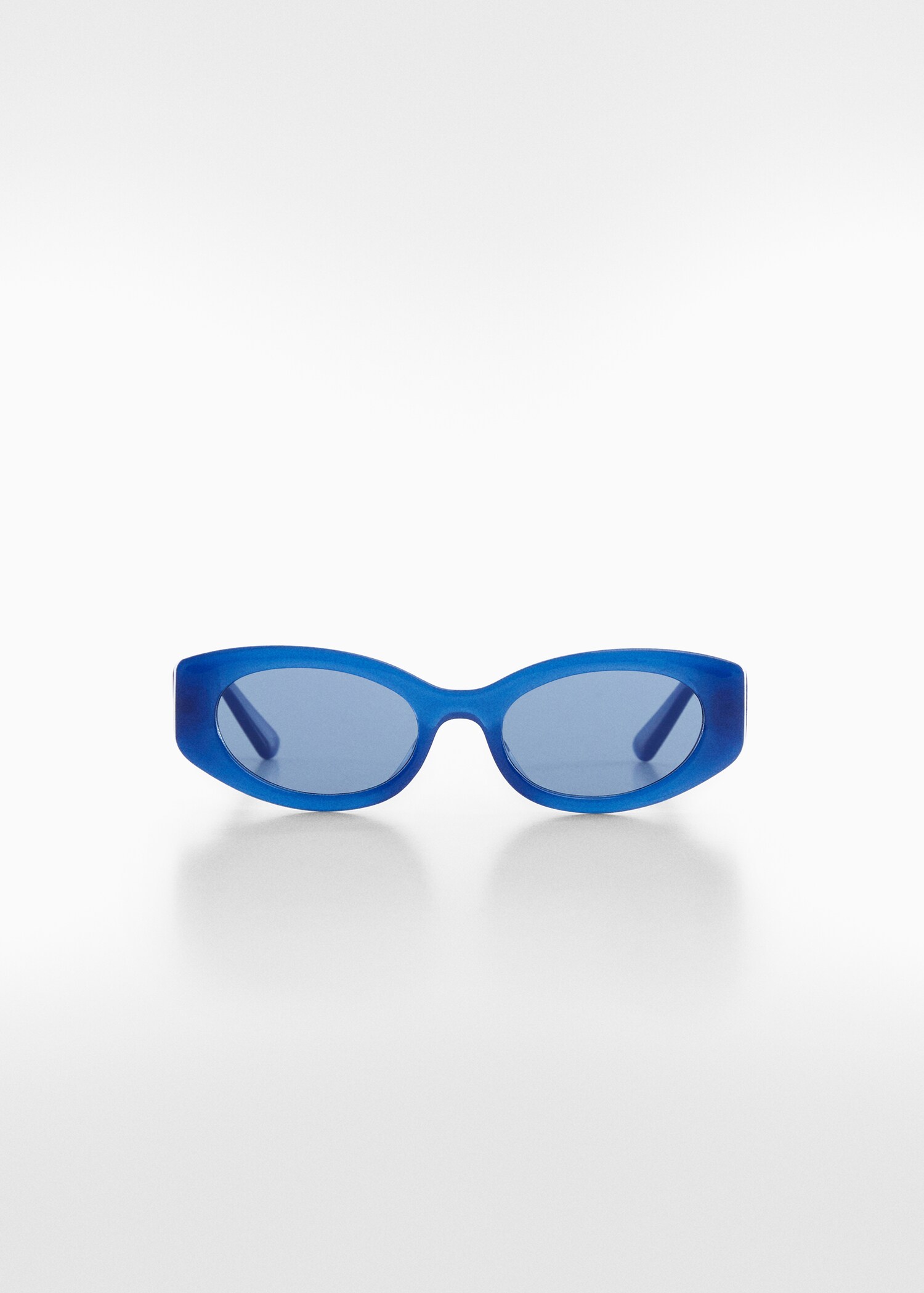 Oval sunglasses - Article without model