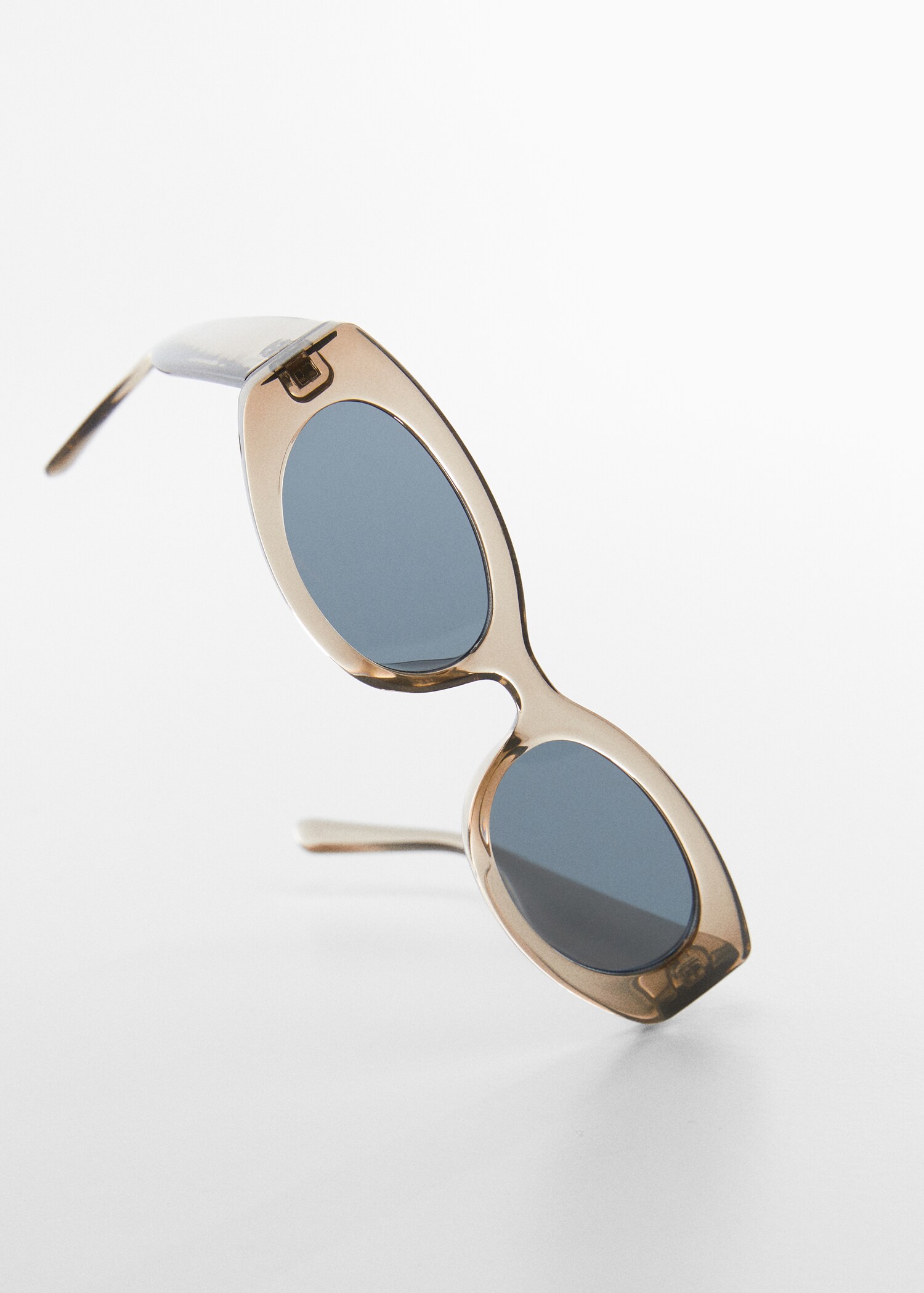 Oval sunglasses - Details of the article 5