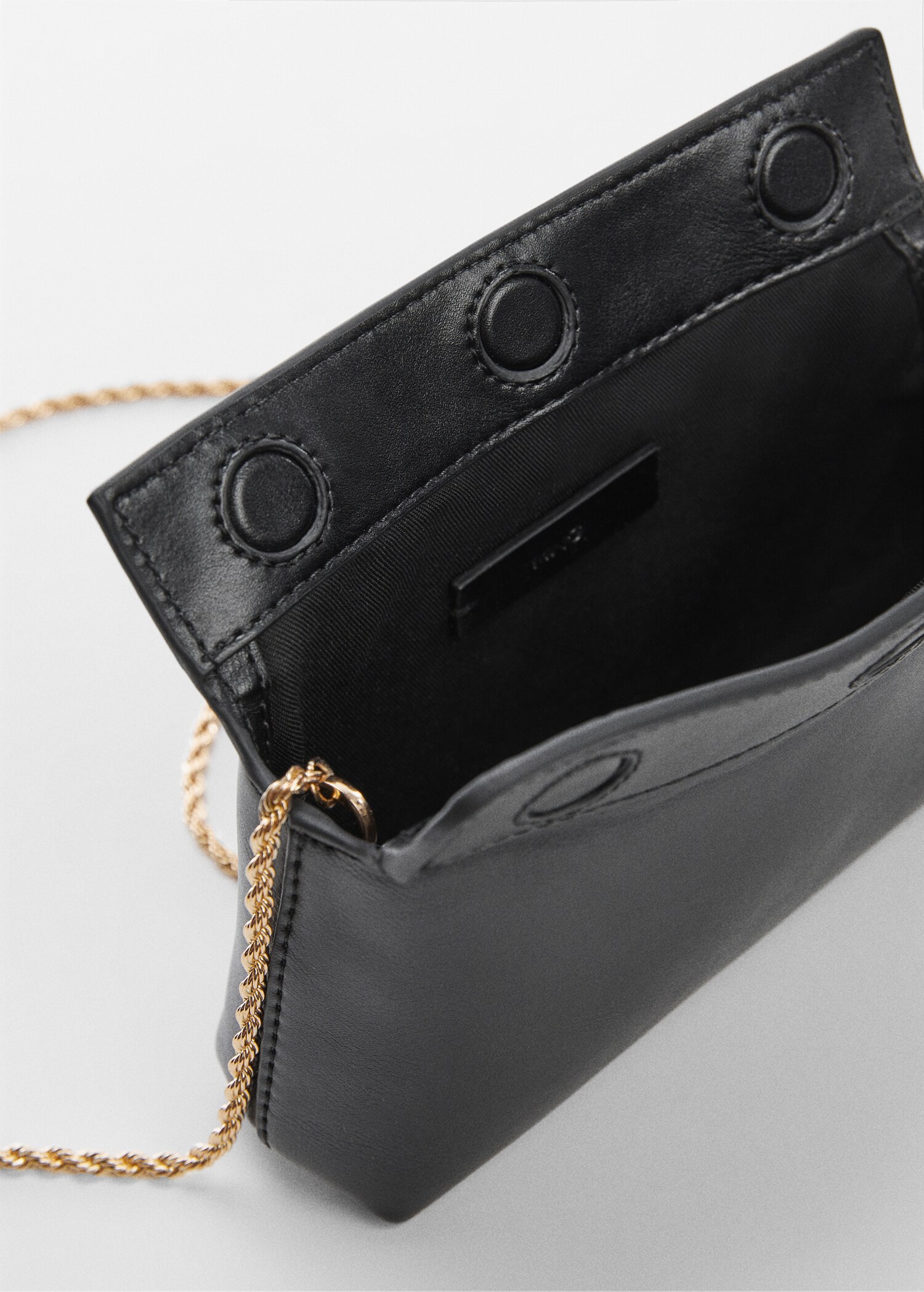 Chain shoulder bag - Details of the article 2