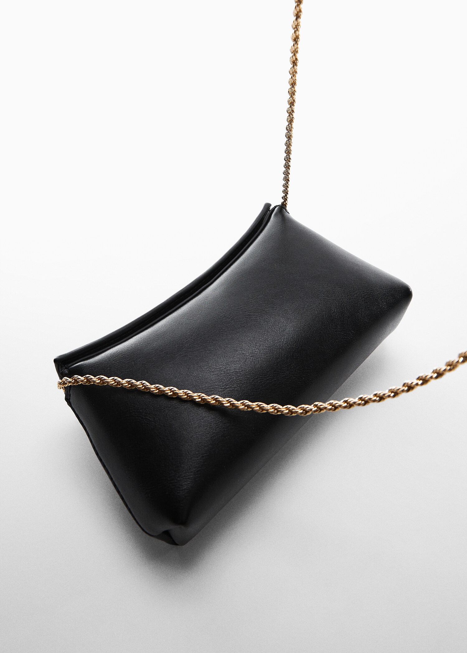 Chain shoulder bag - Details of the article 5