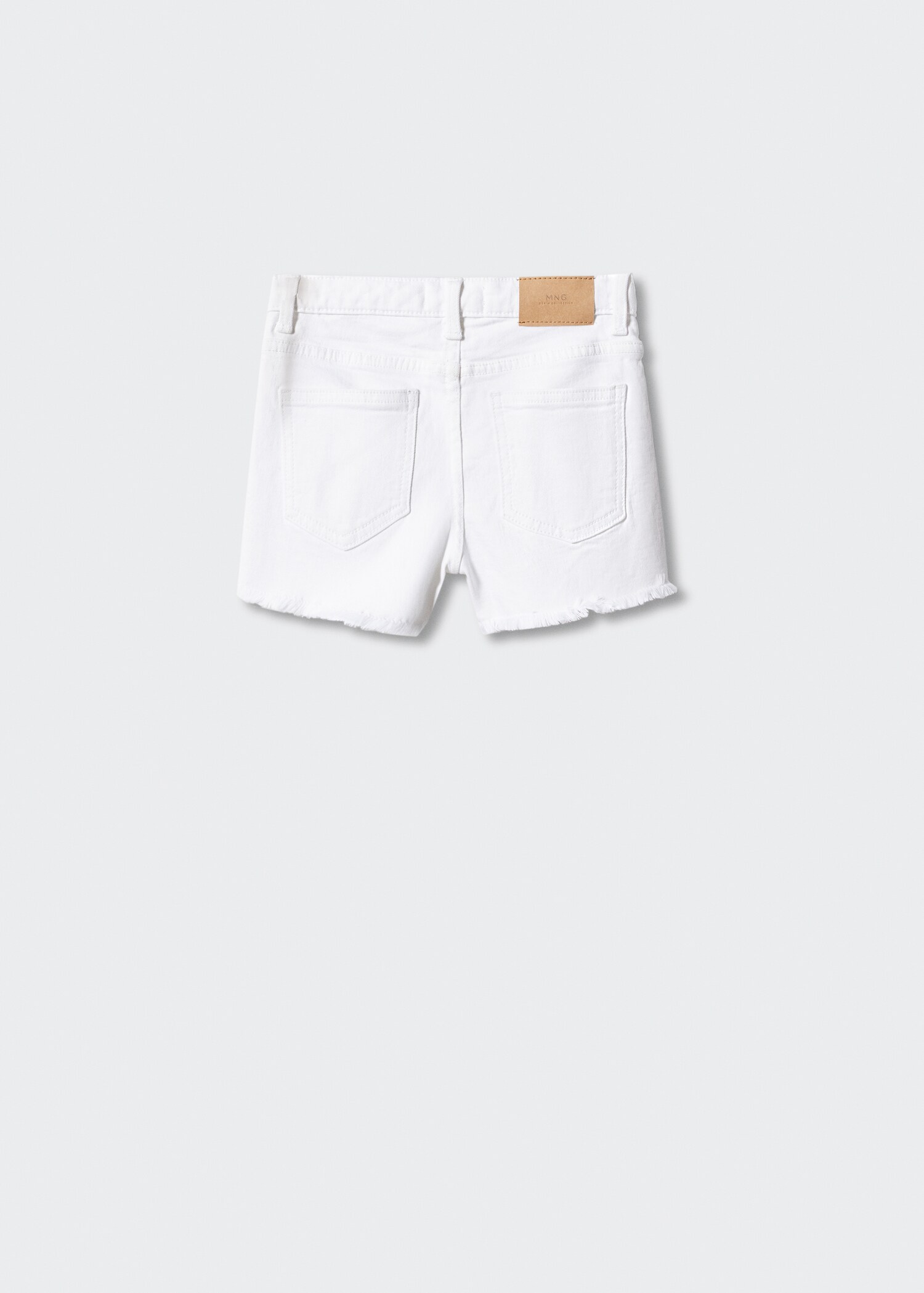 Frayed denim shorts - Reverse of the article