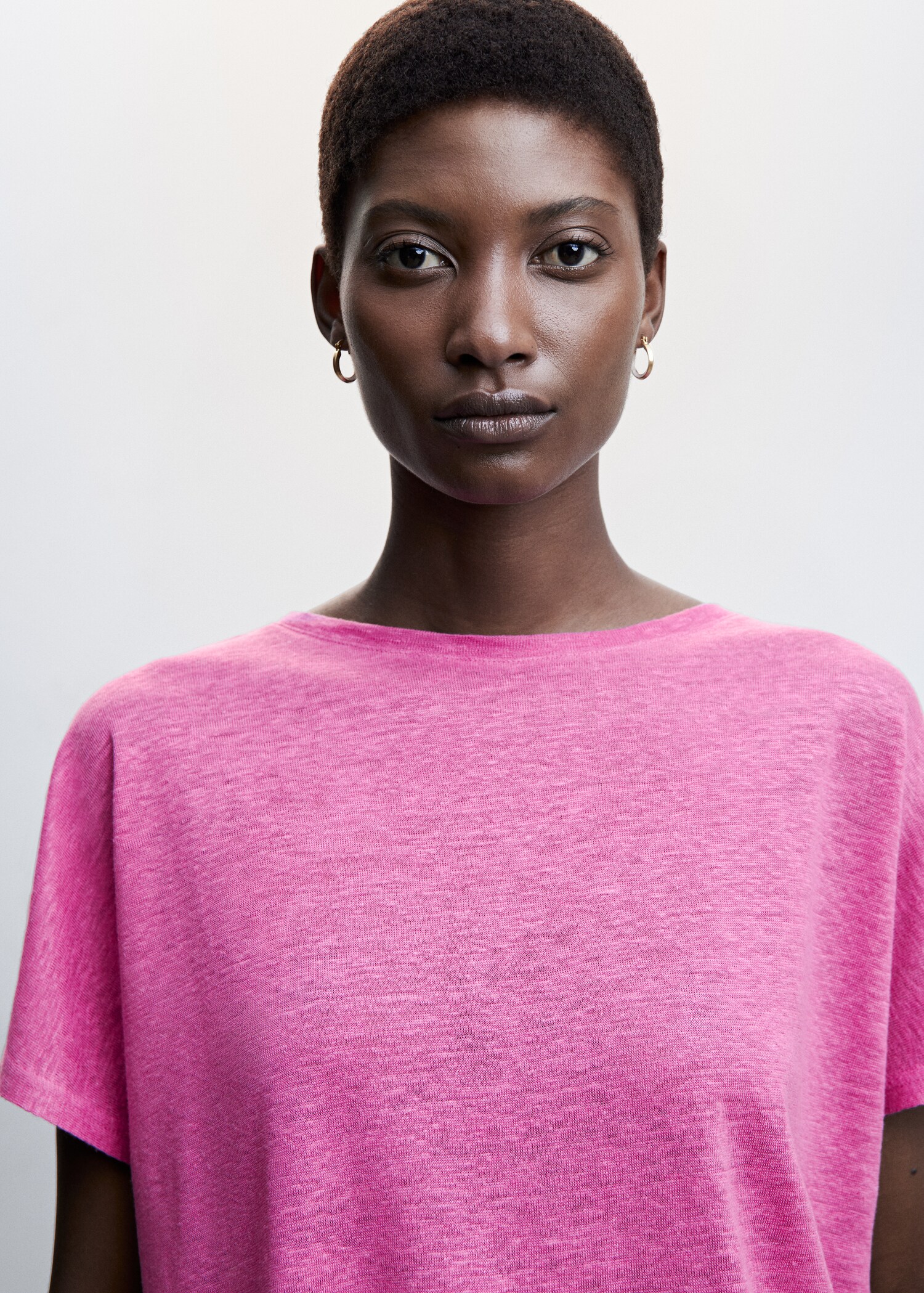 100% linen t-shirt - Details of the article 2