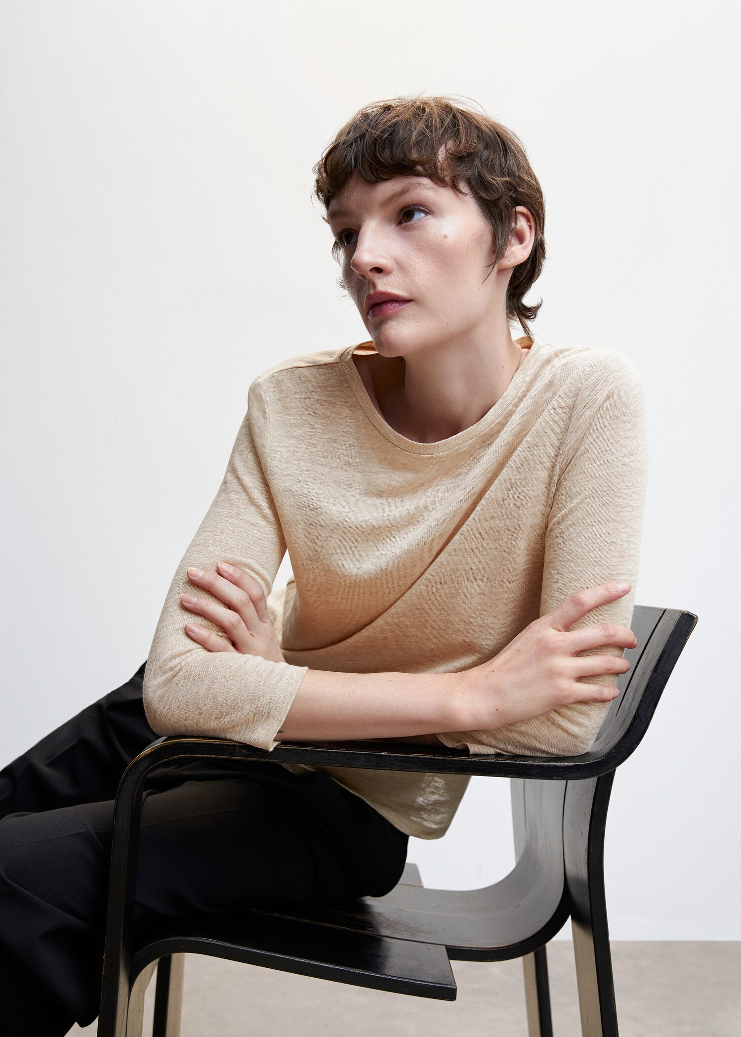 Long-sleeved linen T-shirt - Details of the article 1