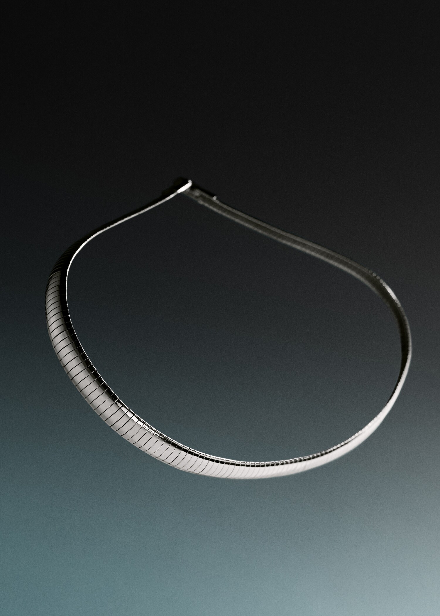 Onbuigzame choker zilvercoating - Detail van het artikel 7