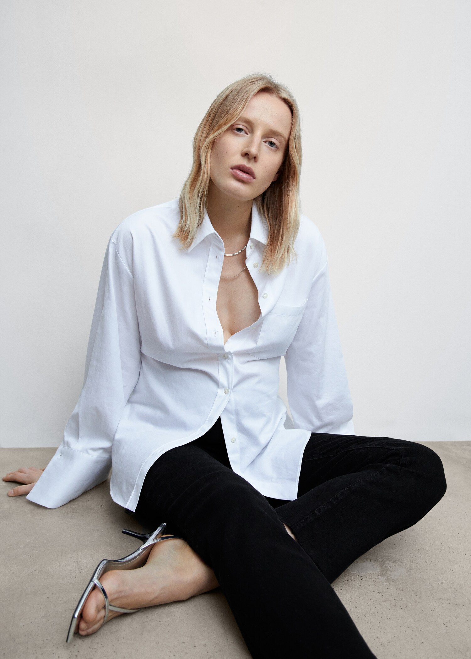Maternity flared cropped jeans - Details of the article 2