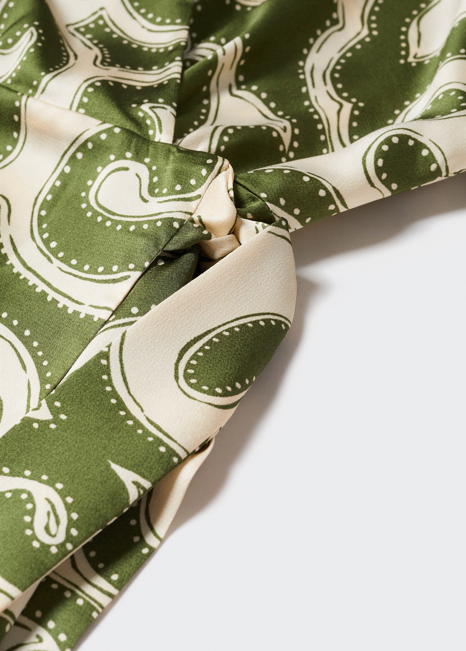 Print wrap dress - Details of the article 8
