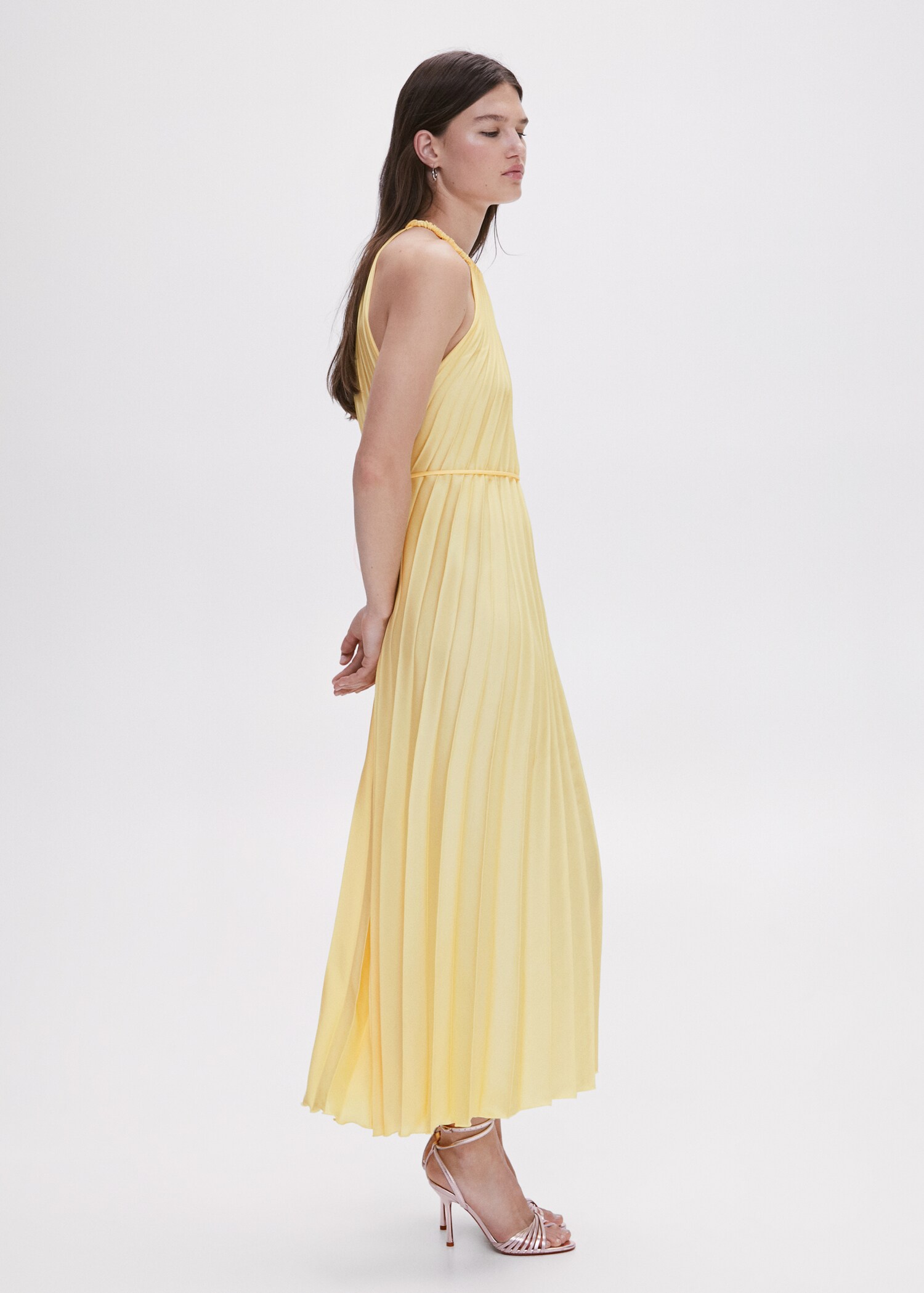 Vestido plisado cuello halter - Detalle del artículo 4