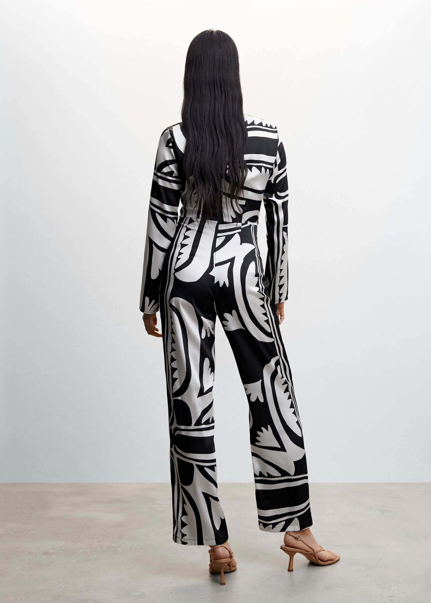 Mönstrad jumpsuit spänne - Artikelns baksida