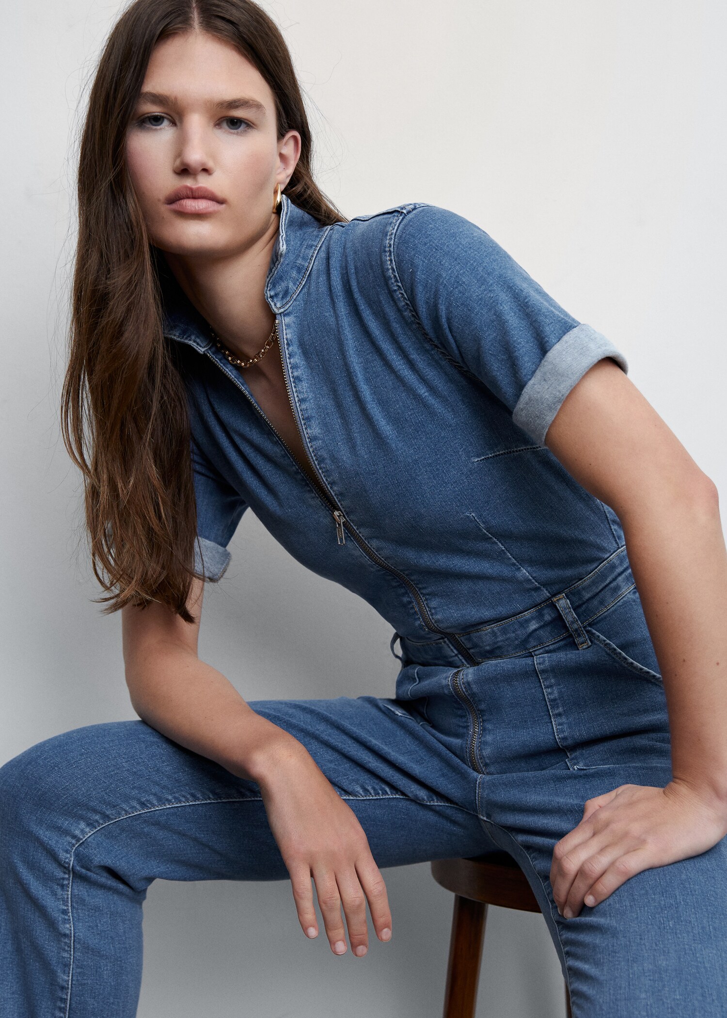 Denim jumpsuit with zipper - Details of the article 2