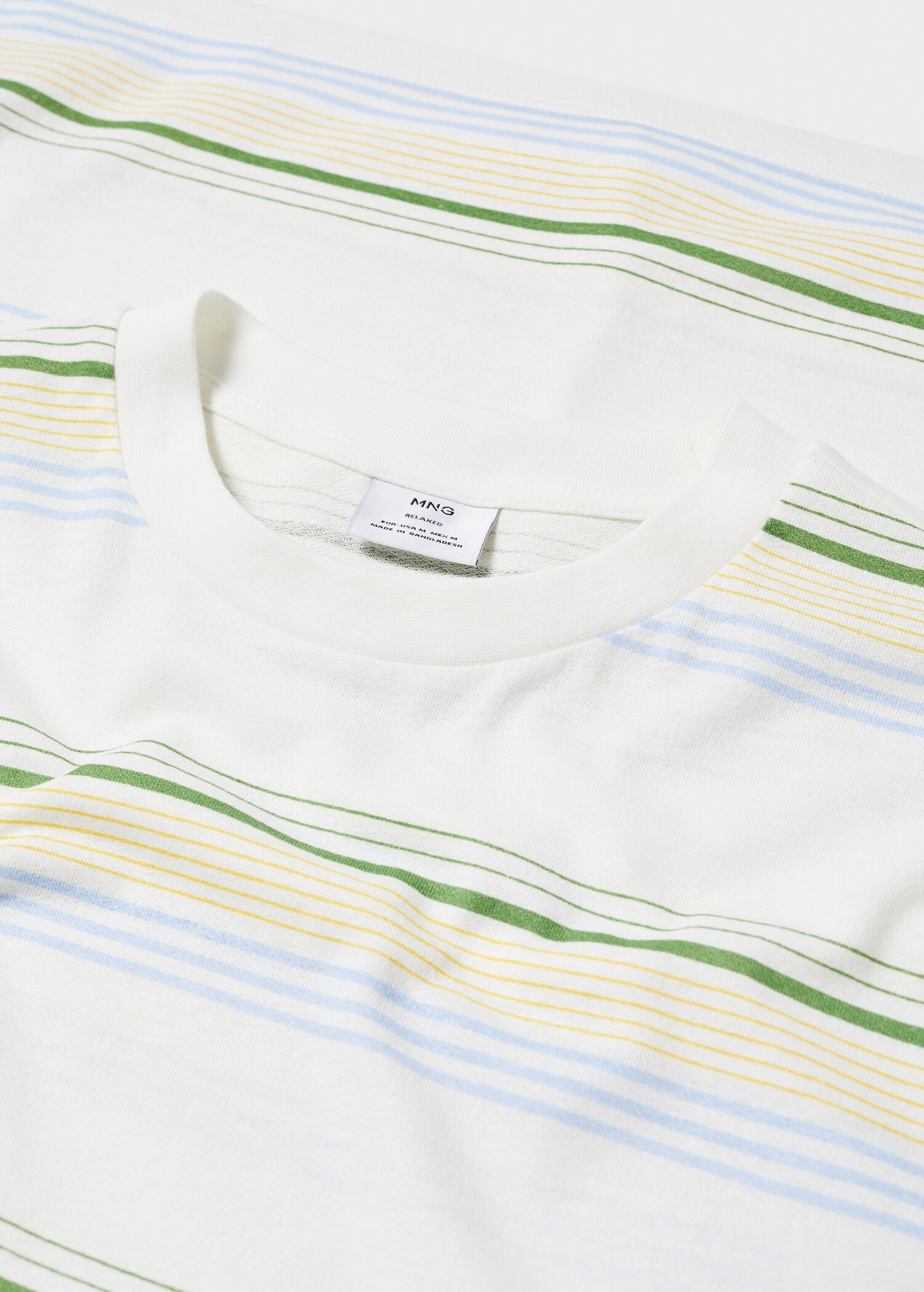Textured striped T-shirt - Details of the article 8