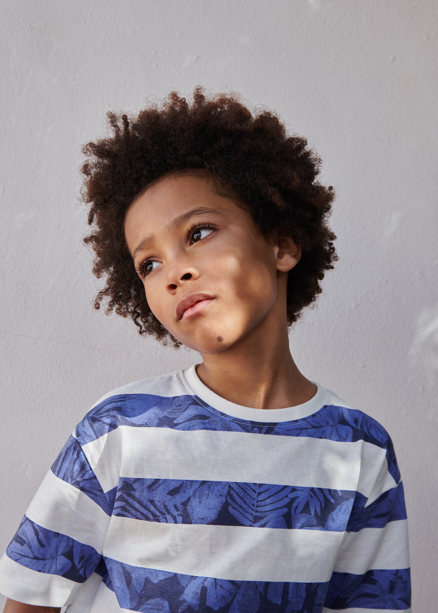 Printed striped T-shirt - Details of the article 5