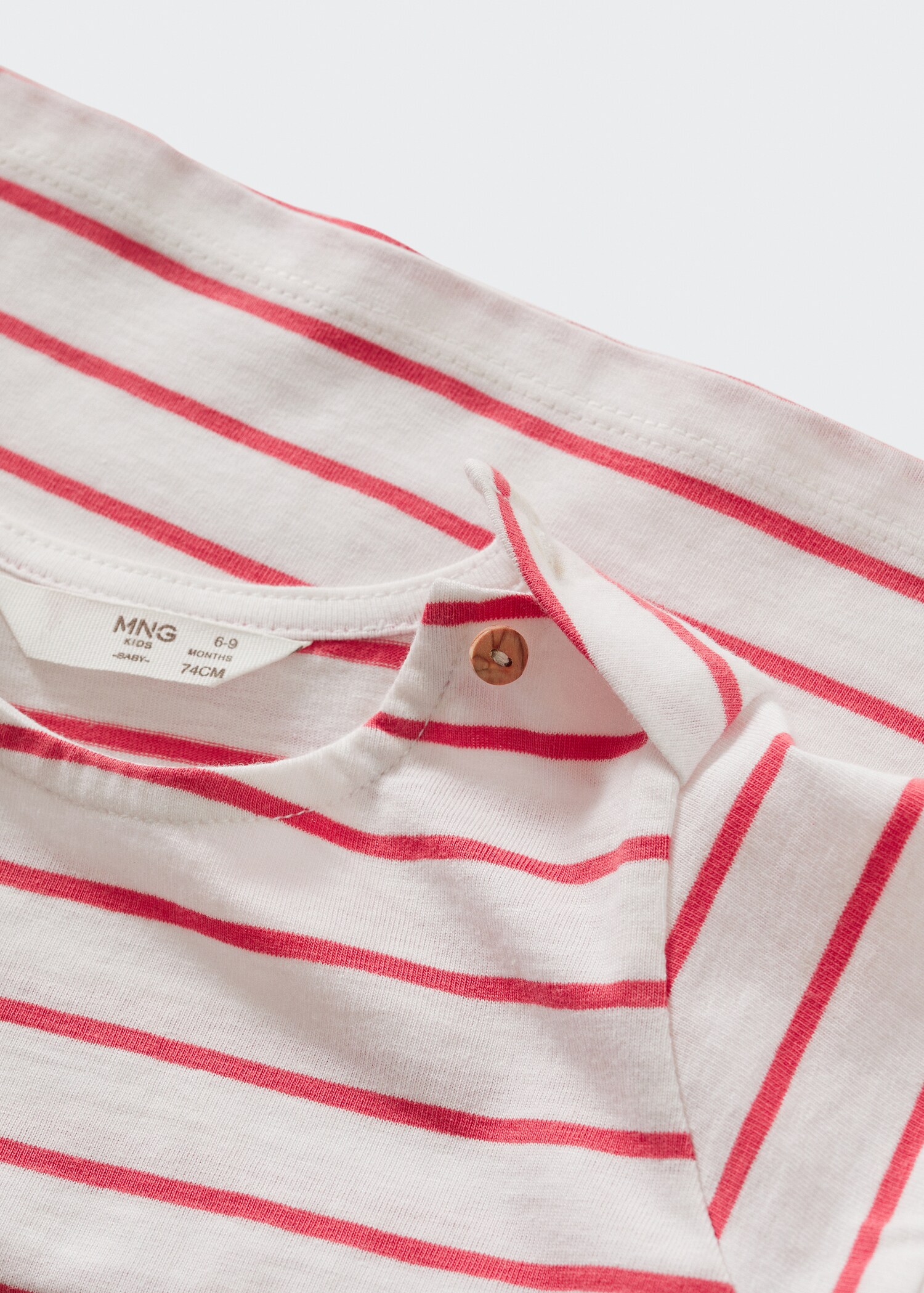 Striped T-shirt - Details of the article 0