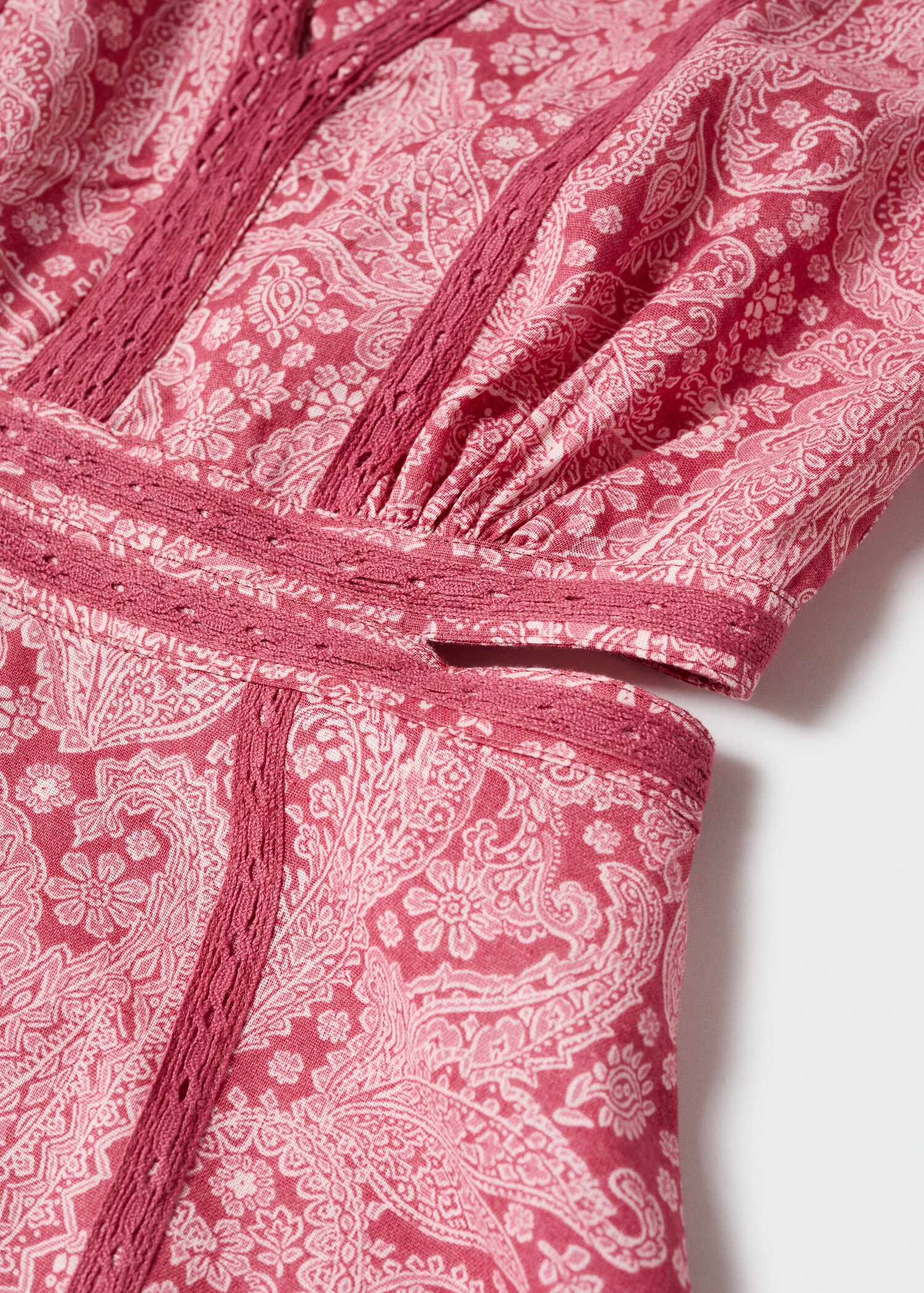 Paisley dress with openings - Details of the article 8