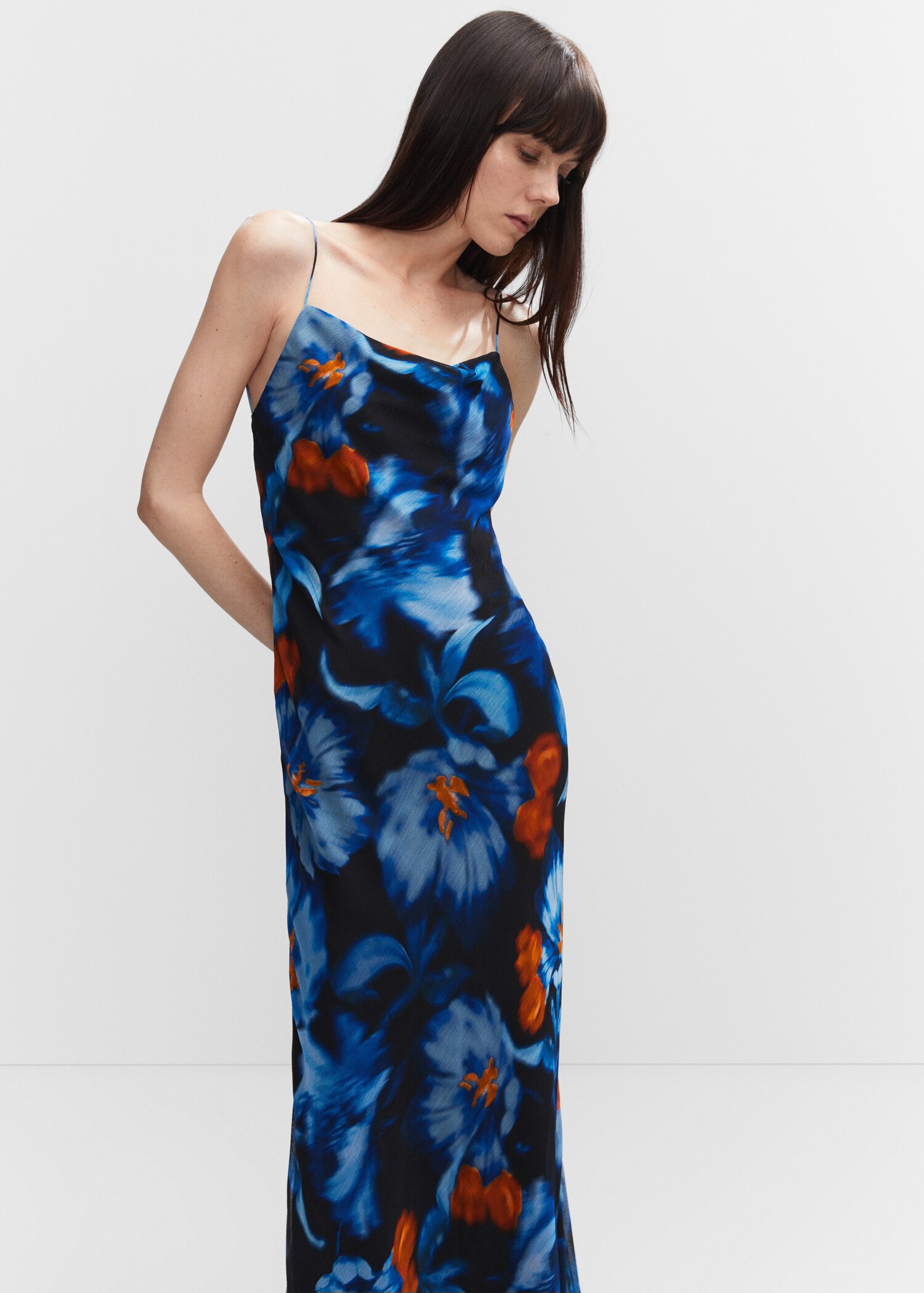 Geblümtes Chiffon-Kleid - Mittlere Ansicht