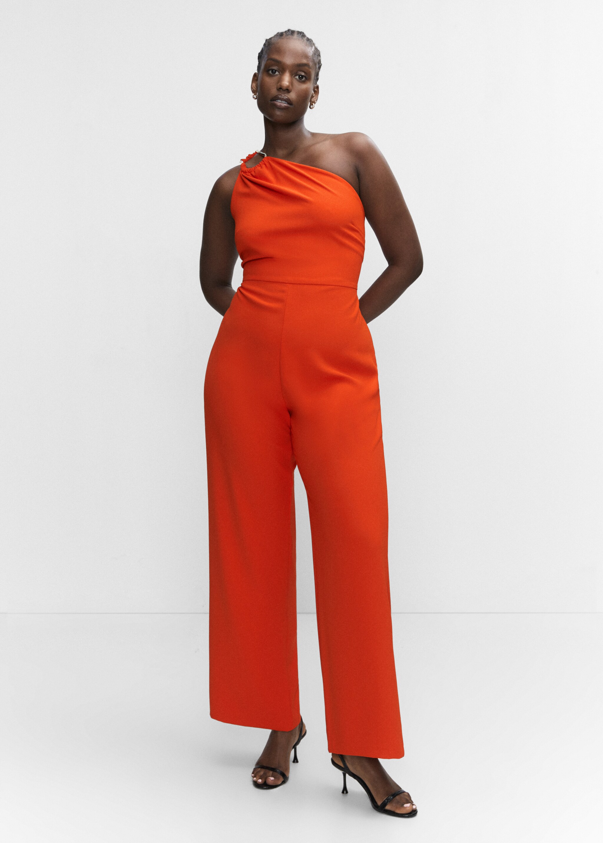 Asymmetrical jumpsuit with metallic detail - Details of the article 3