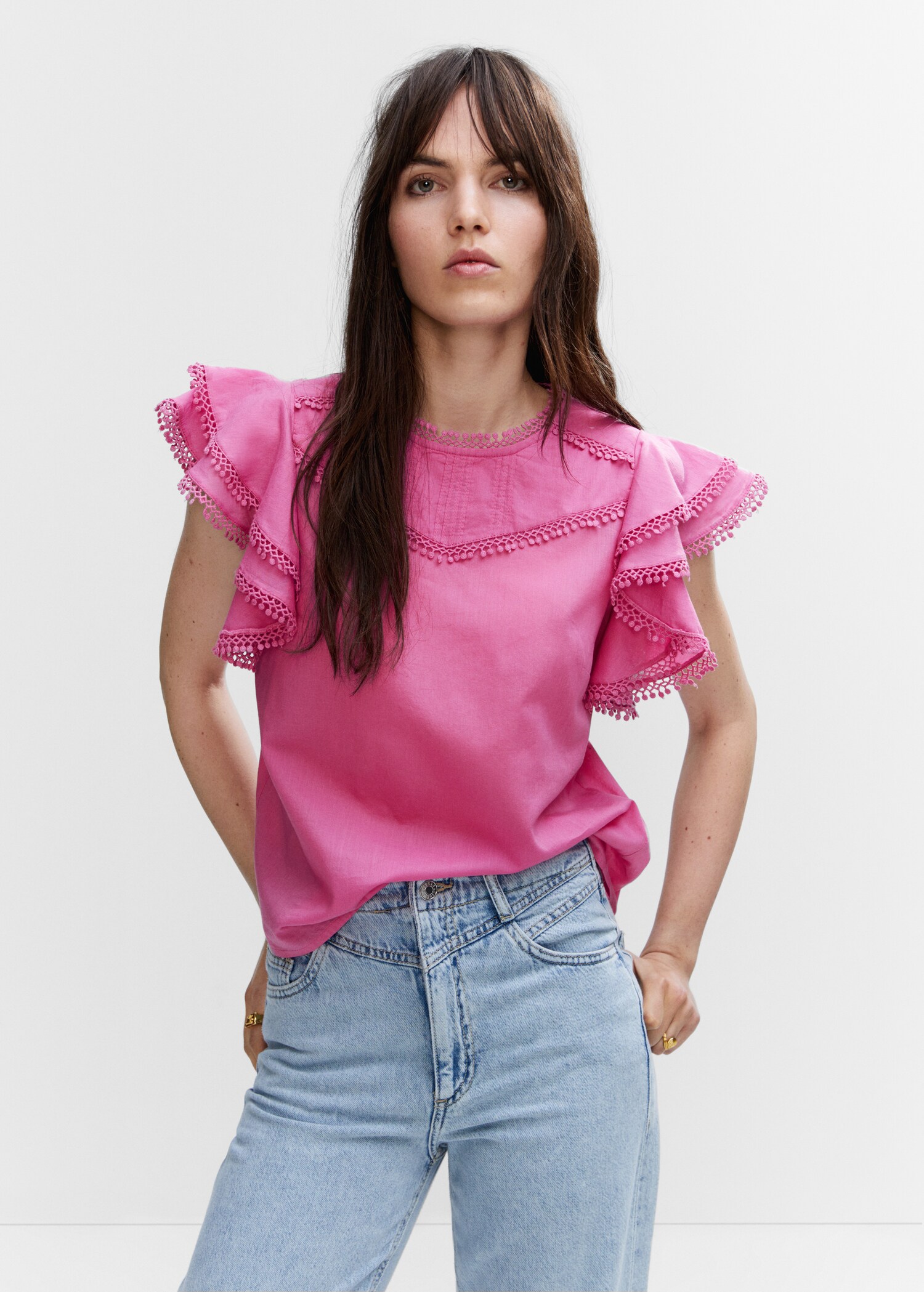 Blusa volantes bordados - Plano medio
