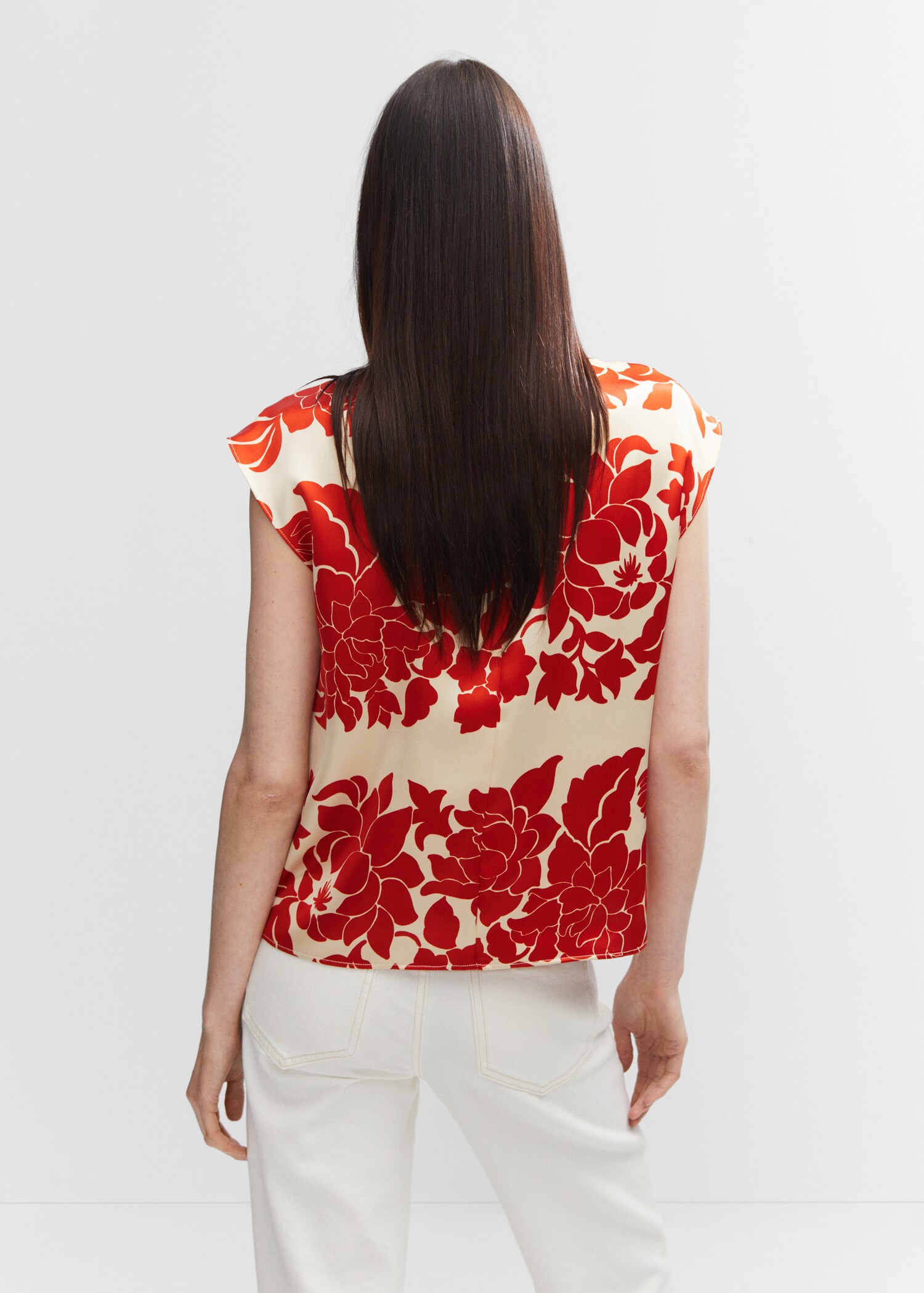 Blusa satinada floral - Reverso del artículo
