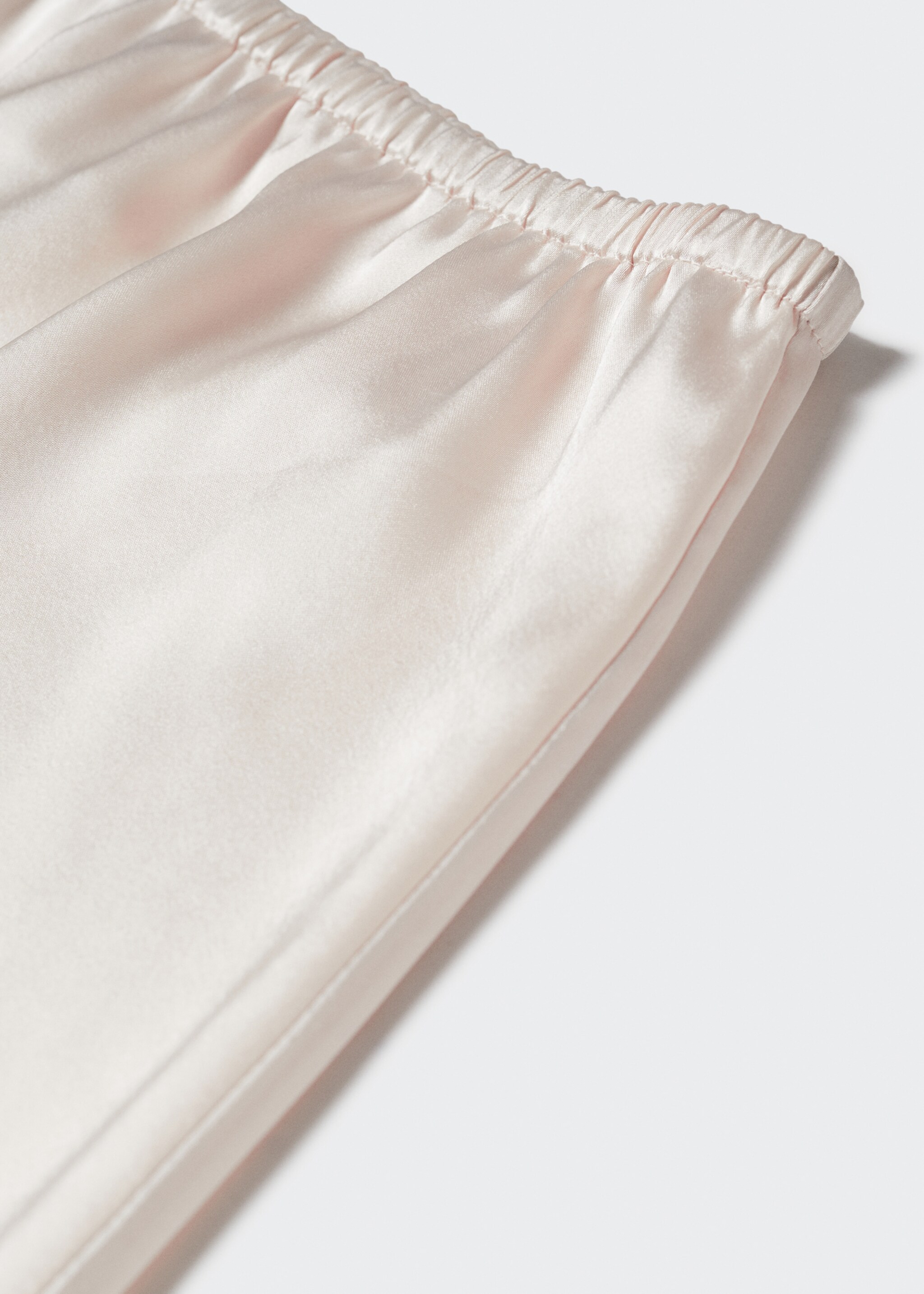 Satin fluid shorts - Details of the article 8, Ecru. Ref: 47020073-00.